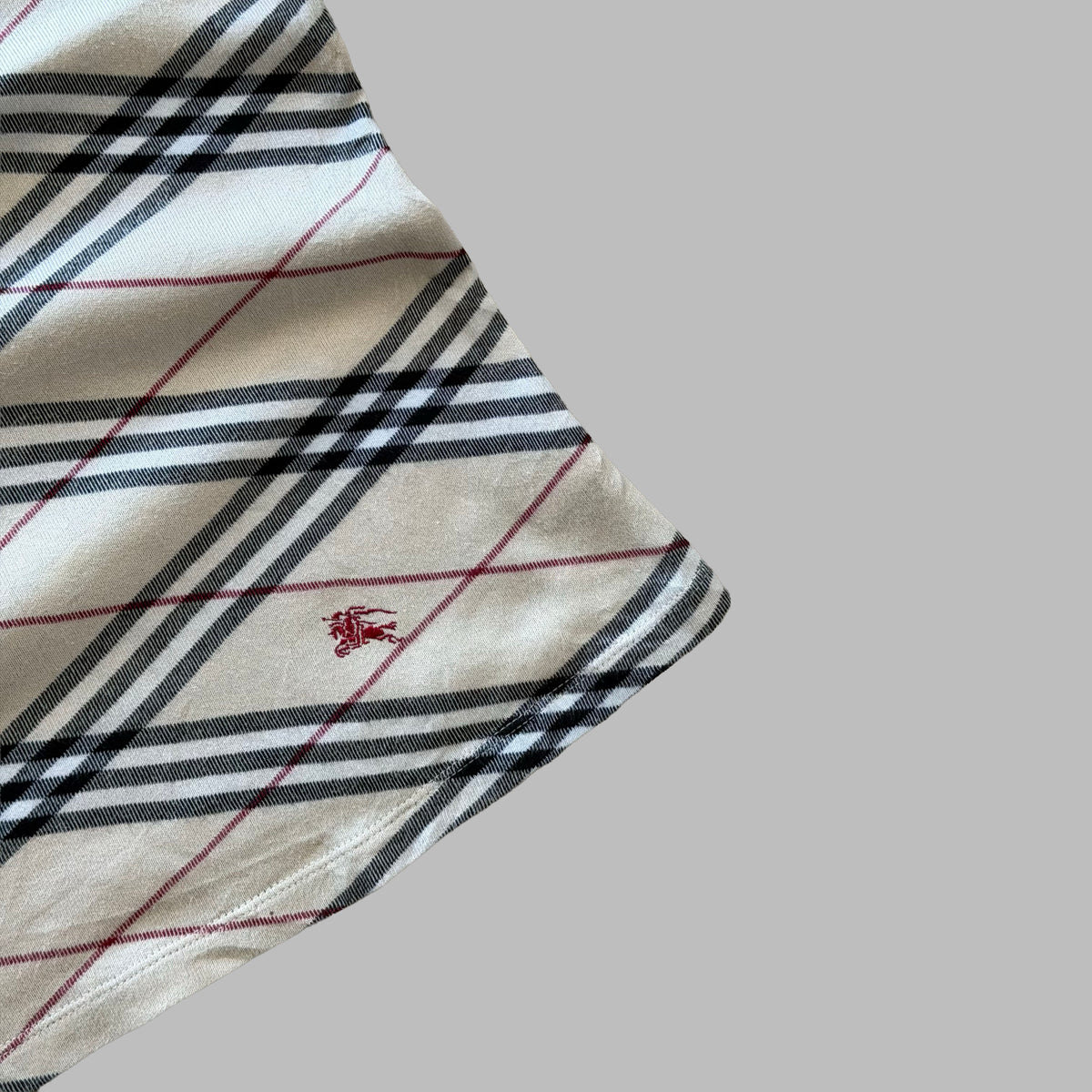 Y2K Burberry Nova Check T-Shirt - L