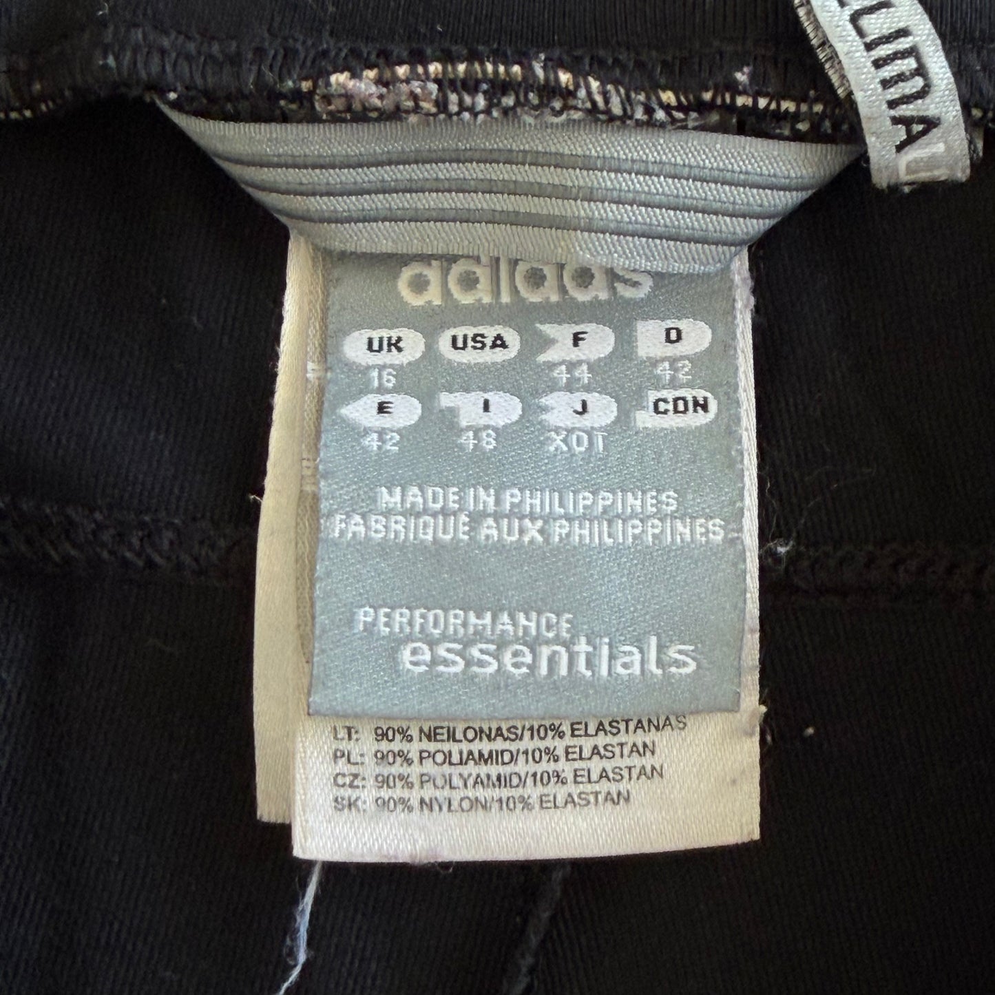 Y2K Adidas Three Stripe Mini Shorts - M