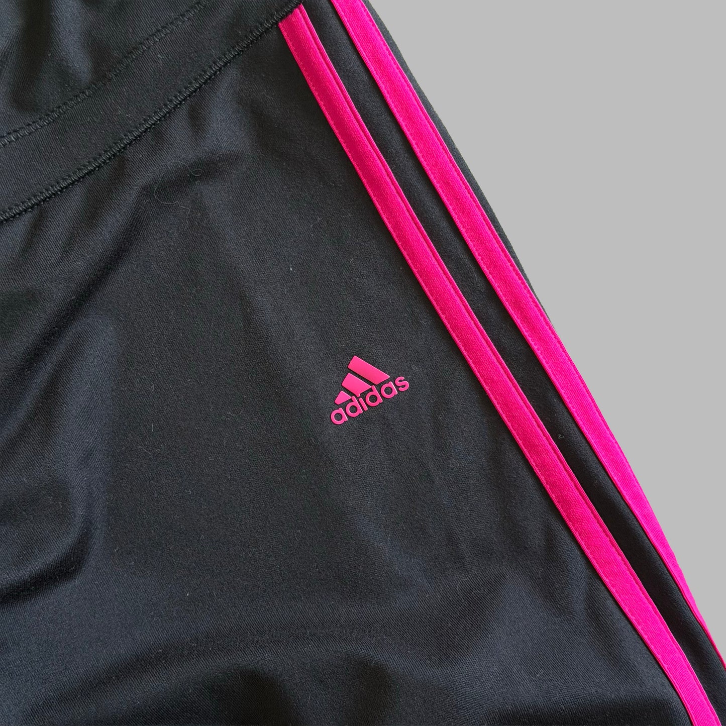 Y2K Adidas Three Stripe Activewear Capris - S