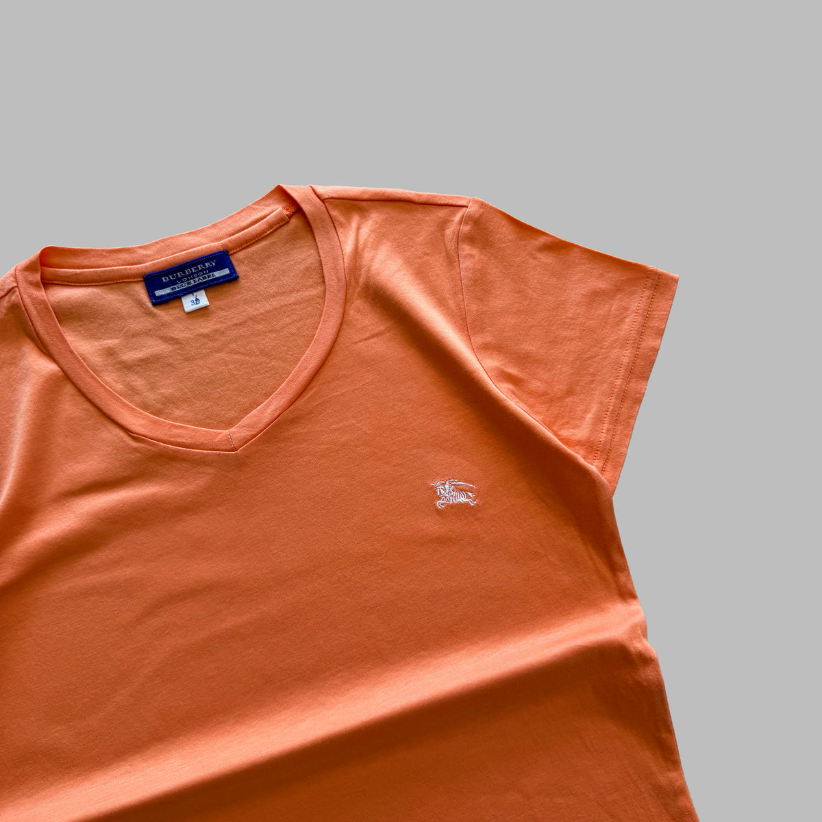 Y2K Burberry Lightweight Fitted T-Shirt - M