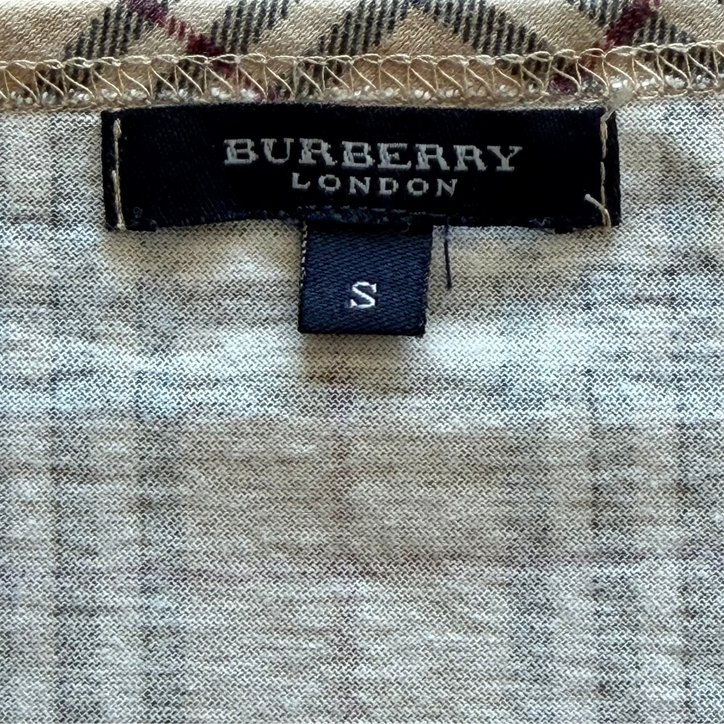 Y2K Burberry Nova Check T-Shirt - L