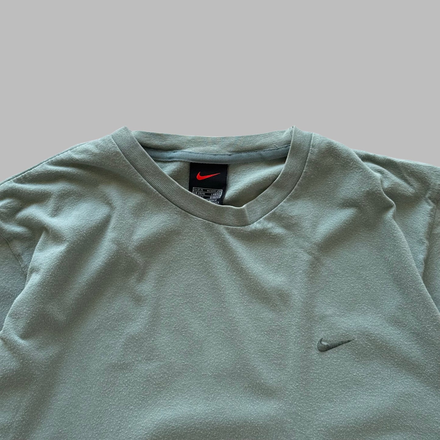 00s Nike Single Swoosh T-Shirt - Medium