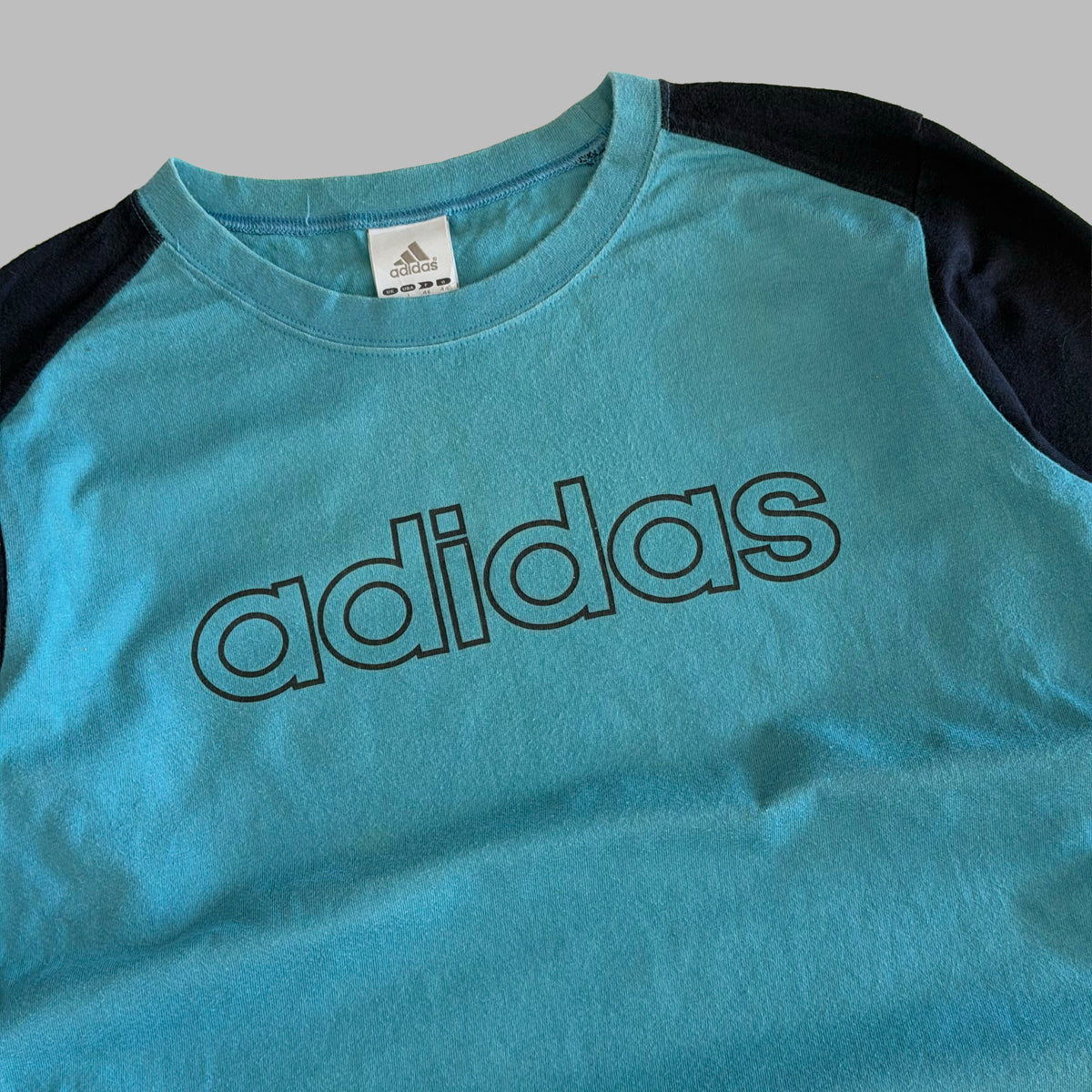 Y2K Adidas Raglan 3/4 Long Sleeve Top - M/L