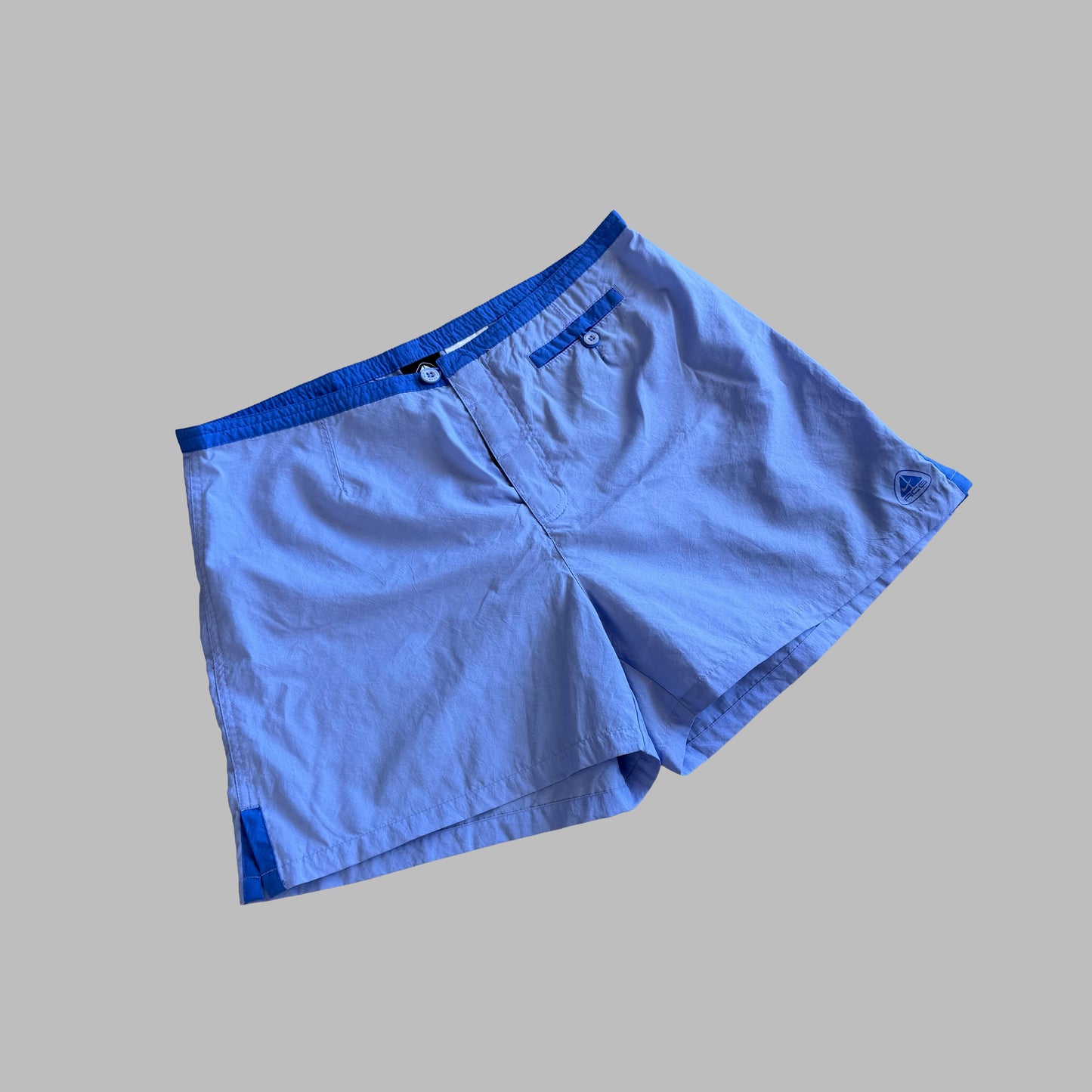 Y2K Nike ACG Lightweight Mini Shorts - M