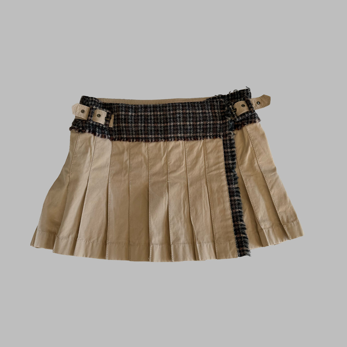 Y2K Burberry Pleated Mini Skirt - 29"