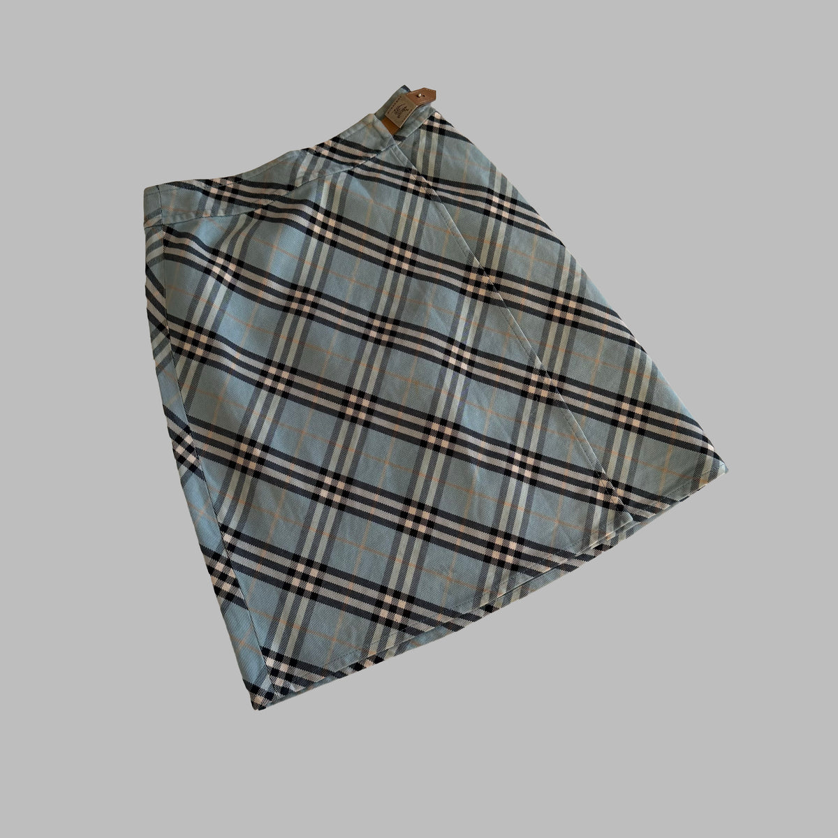Y2K Burberry Midi Wrap Skirt - 27"