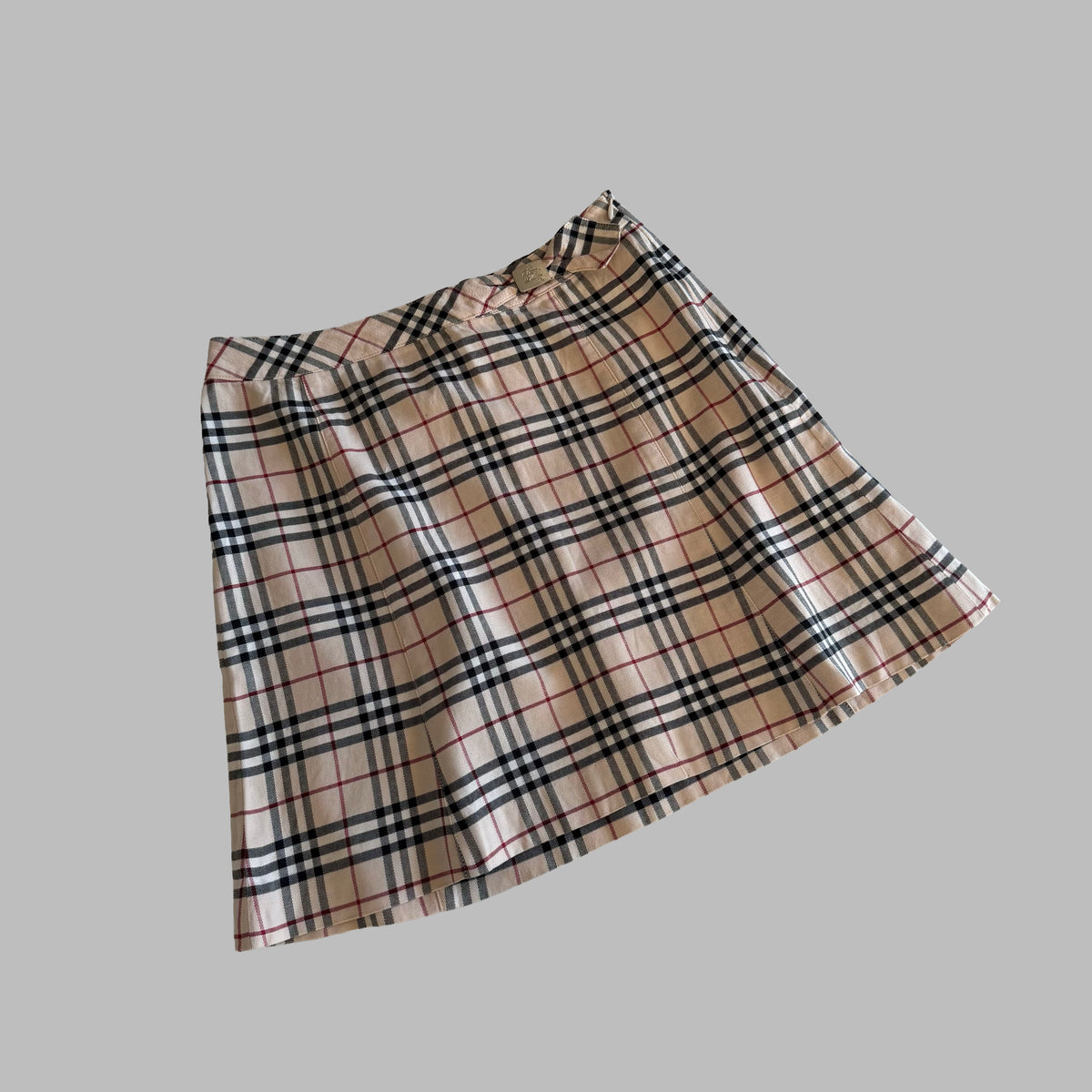 Y2K Burberry Pleated Mini Skirt - 26"