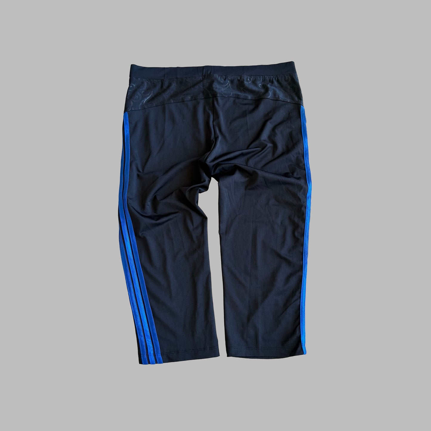 Y2K Adidas Three Stripe Capris - M