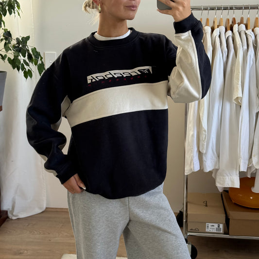 90s Reebok Embroidered Sweatshirt - Medium