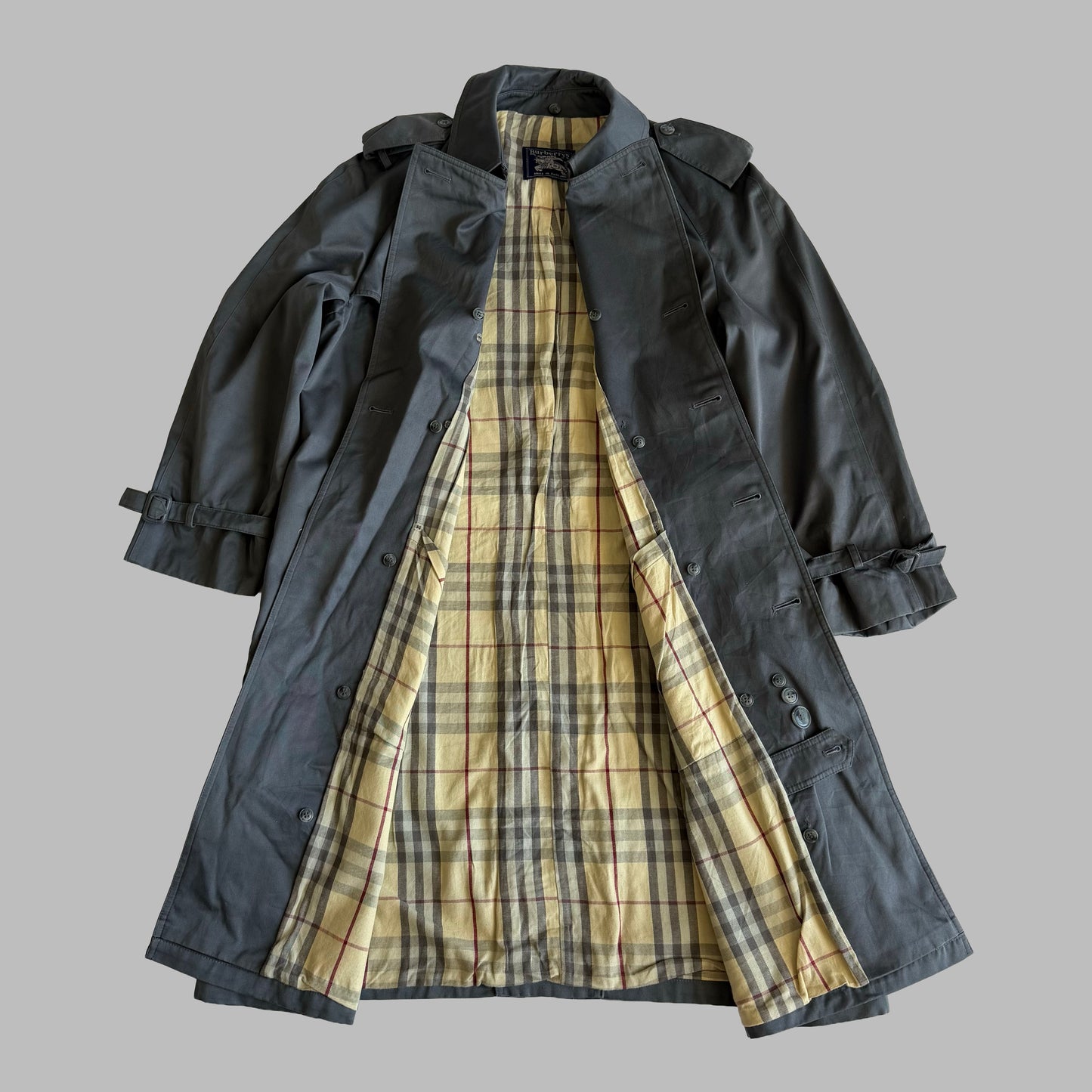 90s Double Breasted Burberry trench Coat - L