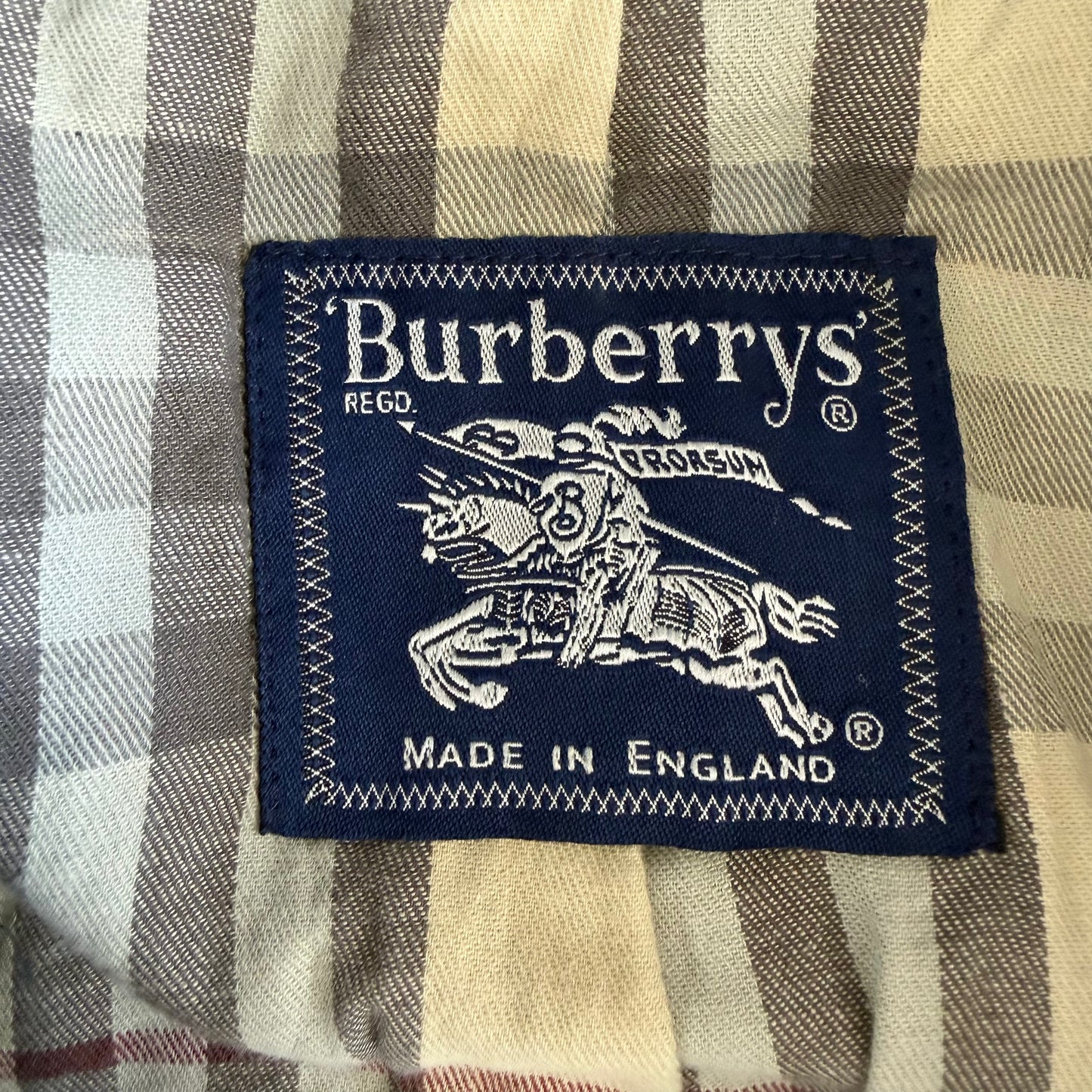 90s Double Breasted Burberry trench Coat - L