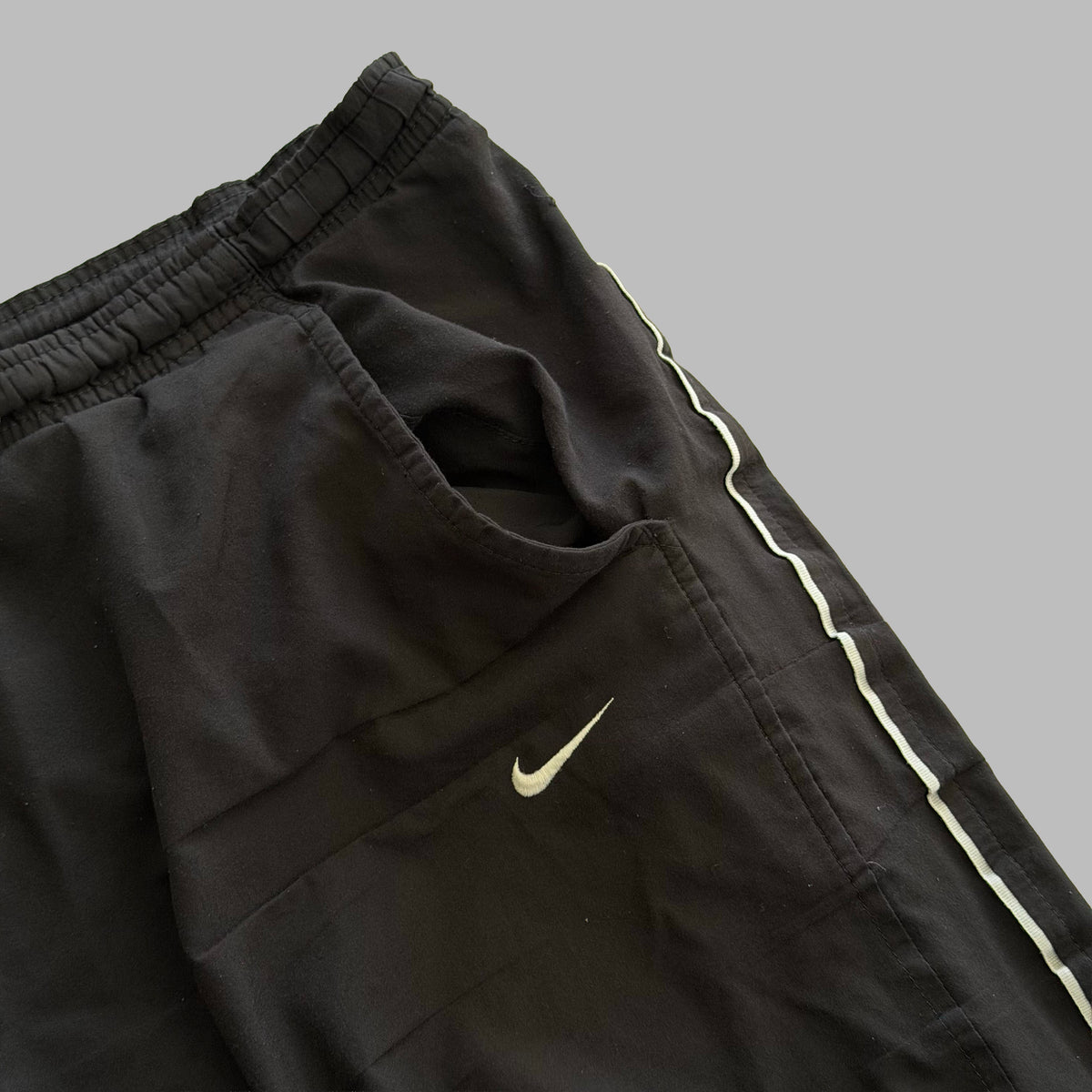 Y2K Nike Wide Leg Striped Track Pants - L