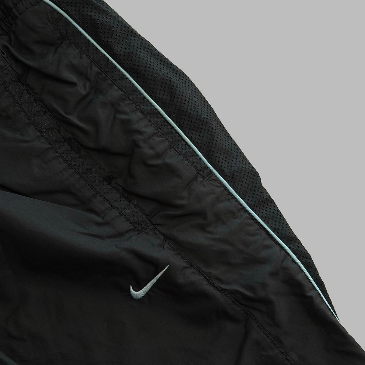 Y2K Nike Wide Leg Striped Track Pants - M