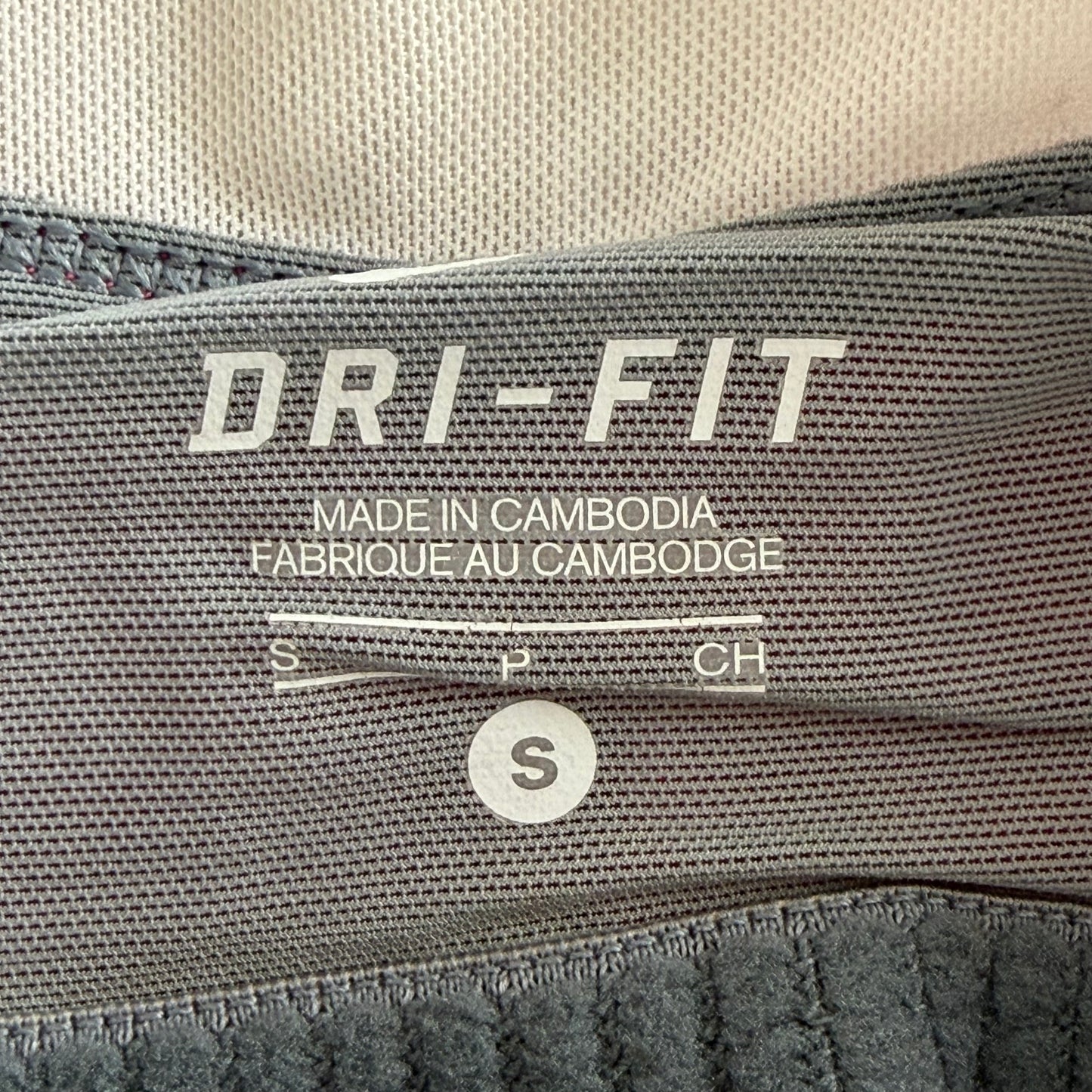 Nike  Low Cut Activewear Tank - S/M