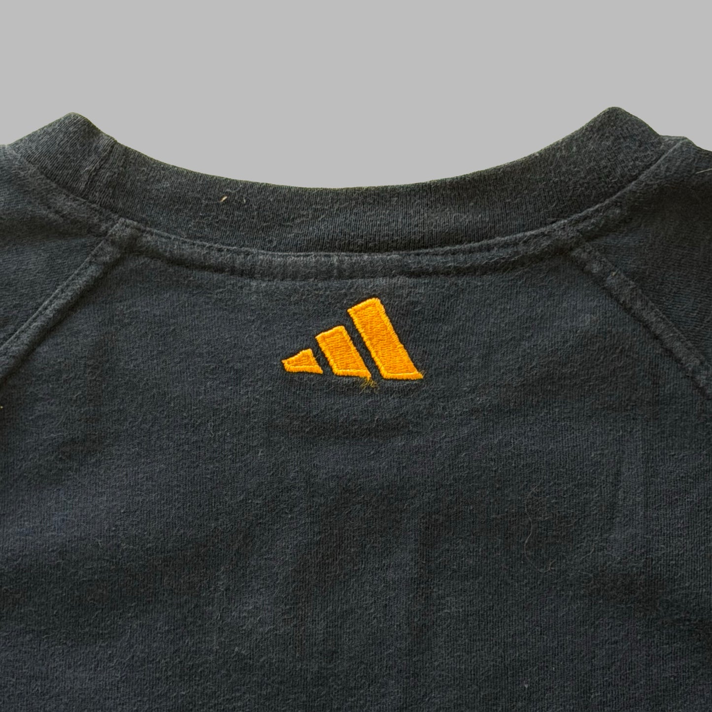 90s Adidas Spell Out Panelled Tee - M