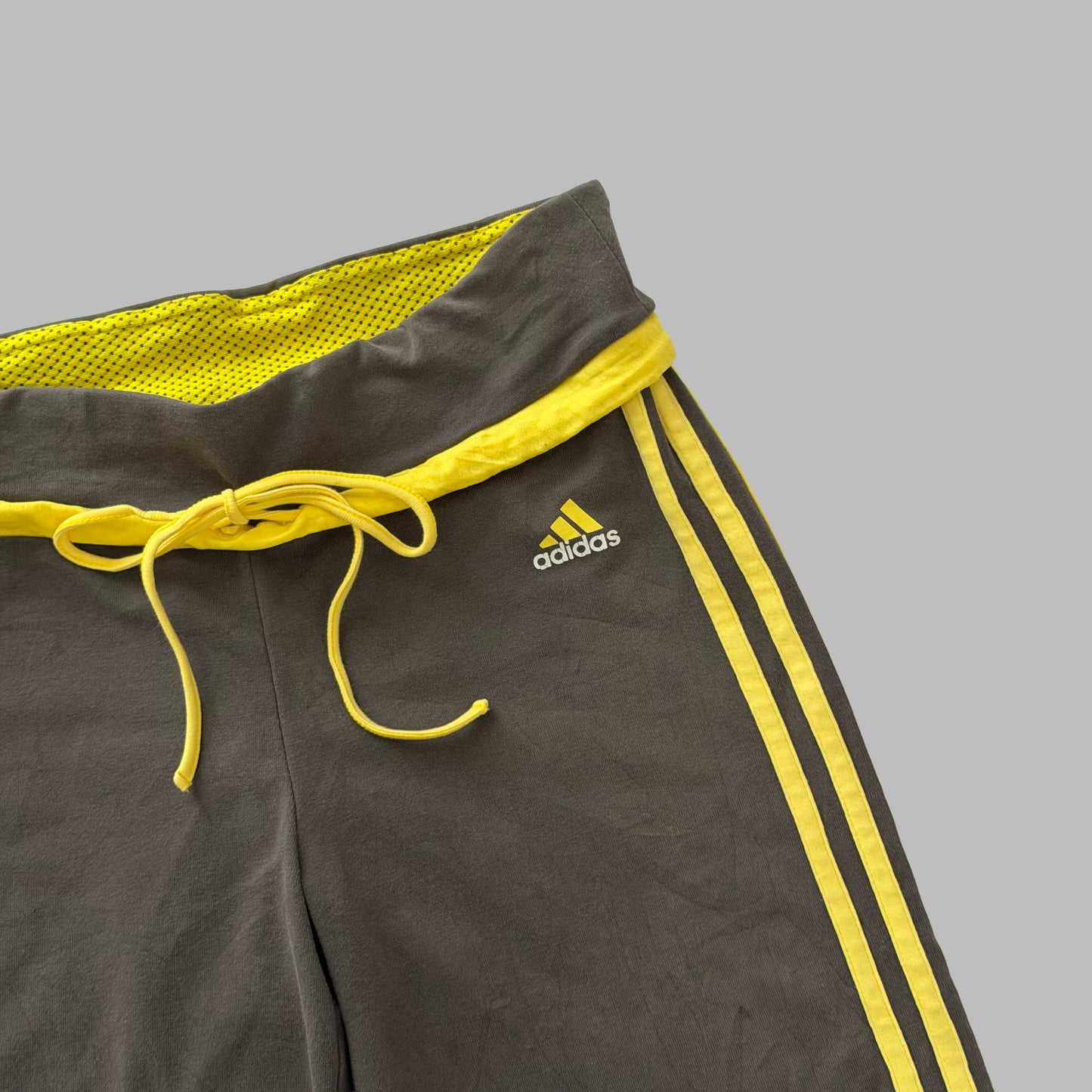 Y2K Adidas Three Stripe Wide Leg Activewear Capris - S