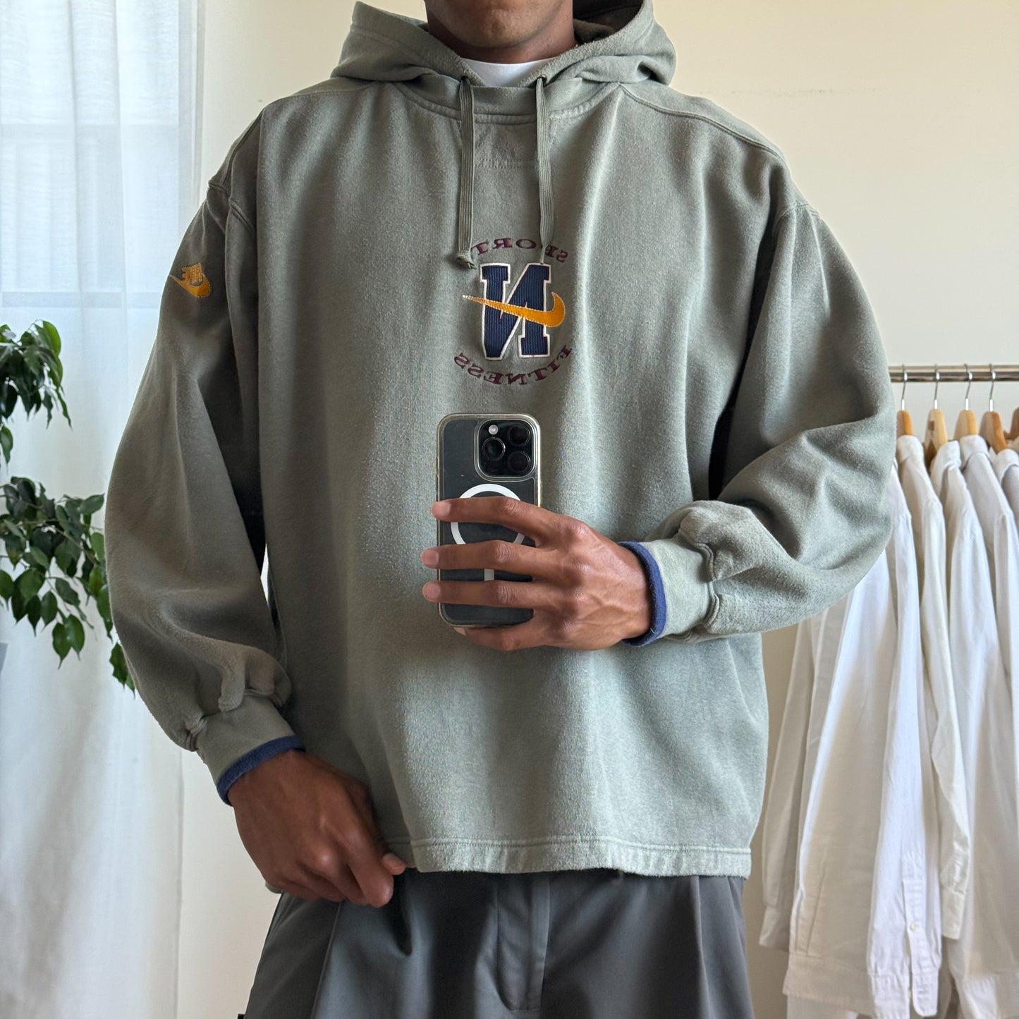 Nike Sports Hoodie - XL