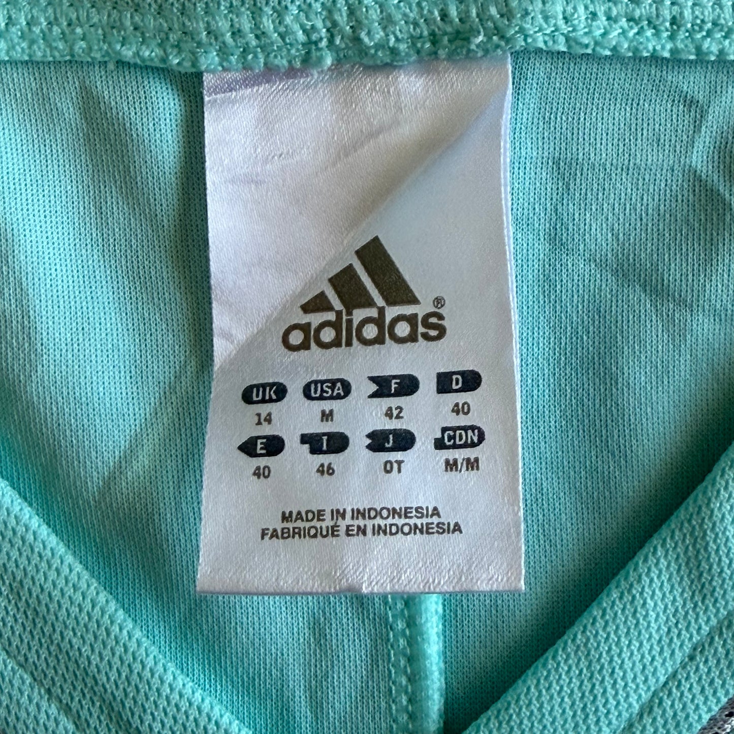 Y2K Adidas V-Neck Activewear Tank - L