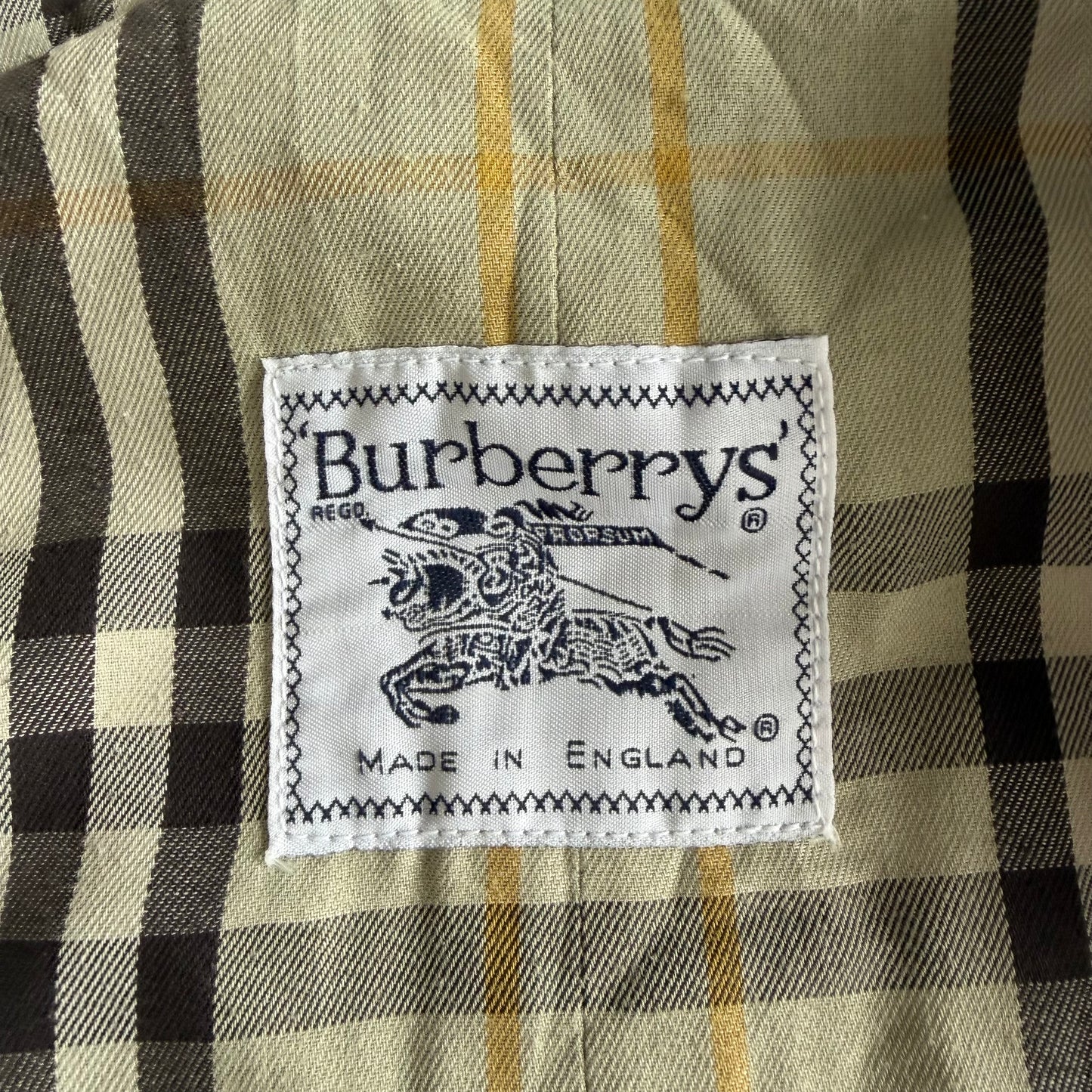 90s Burberry Trench Coat - M