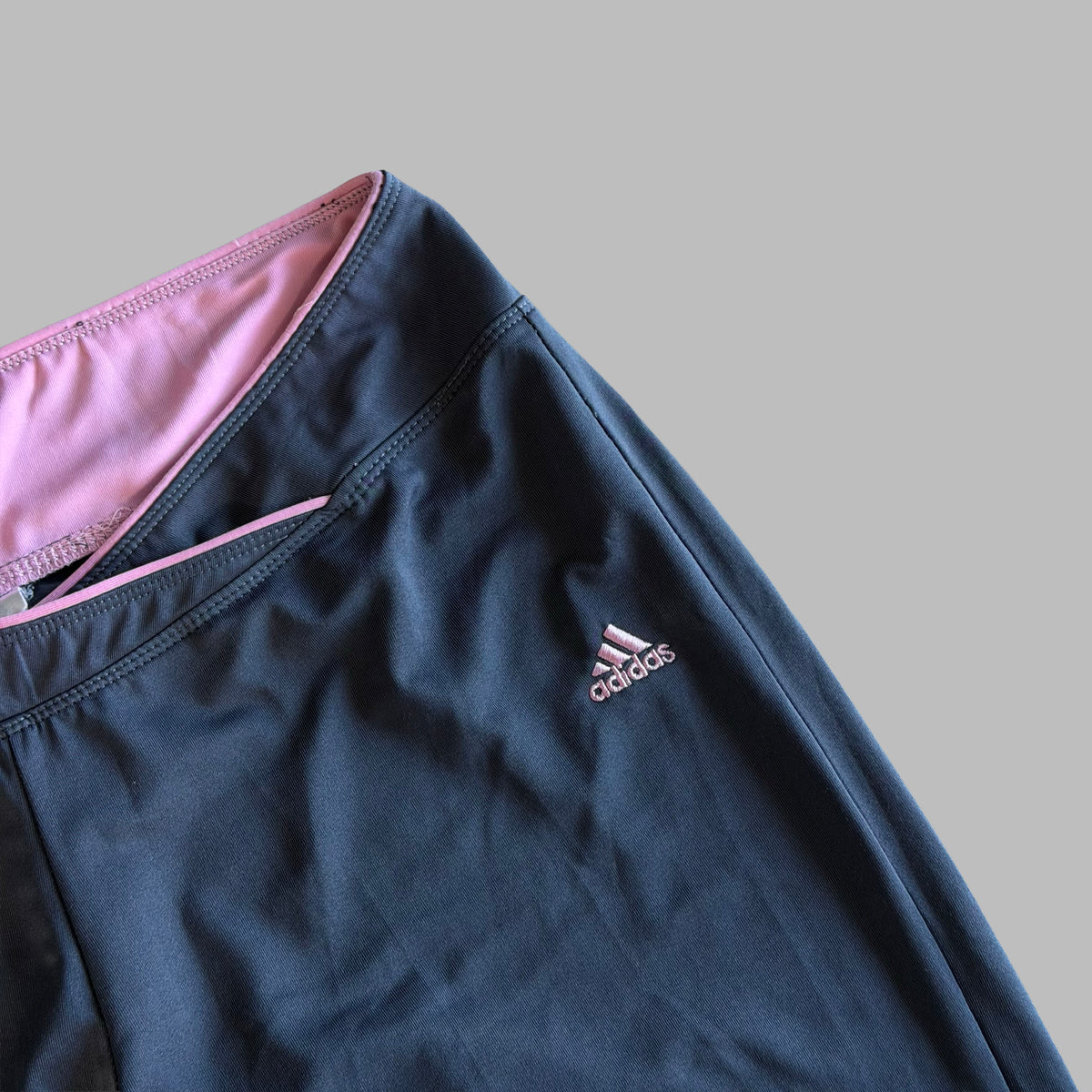 Y2K Adidas Ruched Tie Side Activewear Capris - S/M