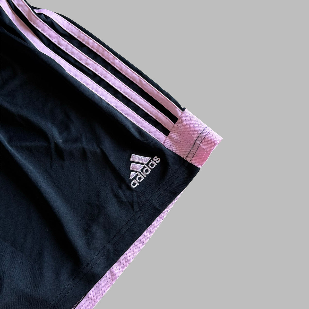 Y2K Adidas Three Stripe Mini Shorts - L