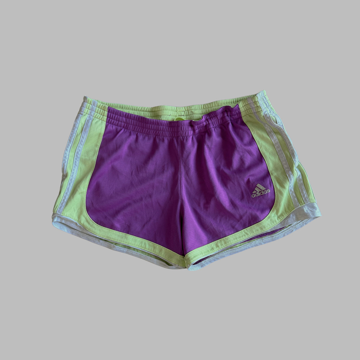 Y2K Adidas Dolphin Mini Shorts - M