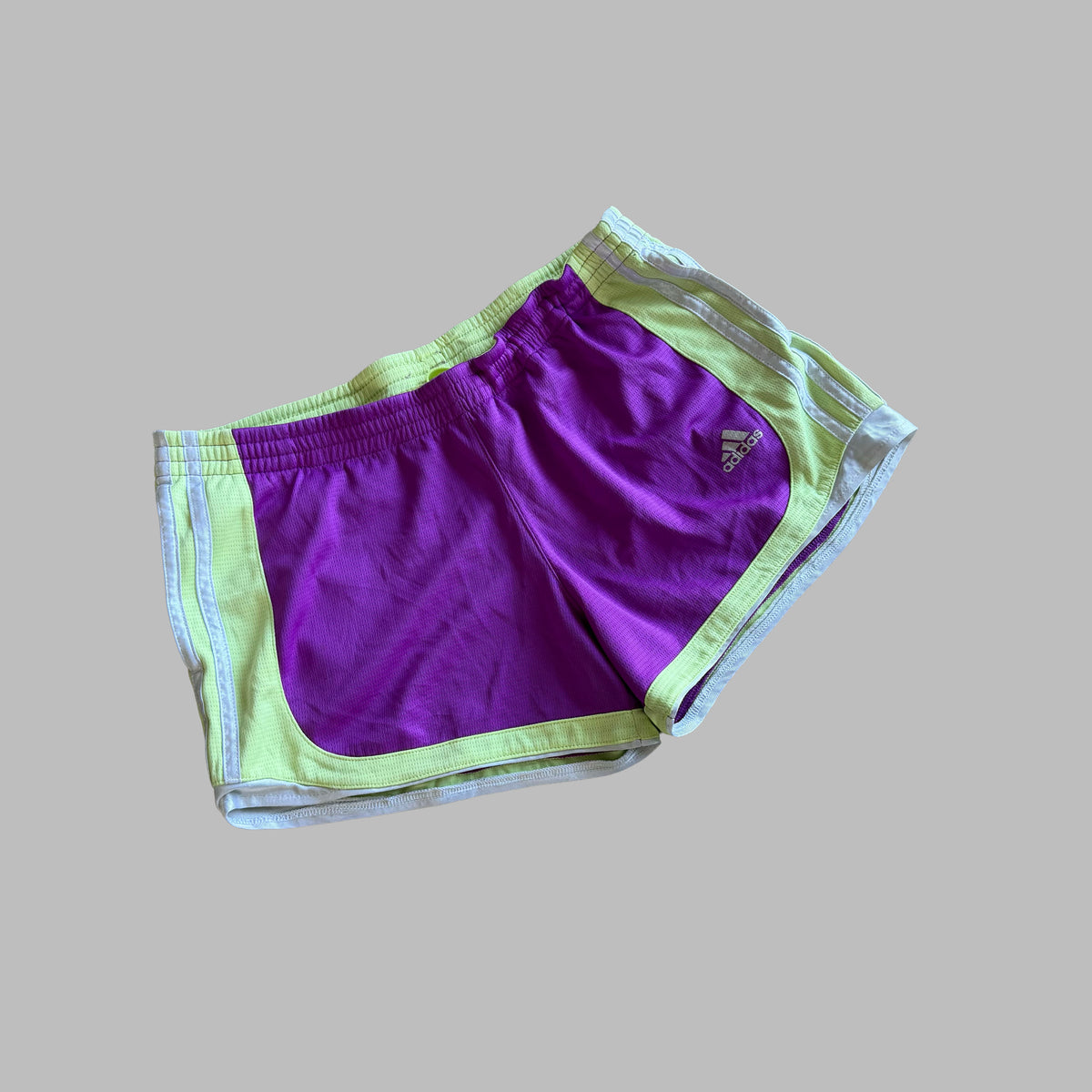 Y2K Adidas Dolphin Mini Shorts - M