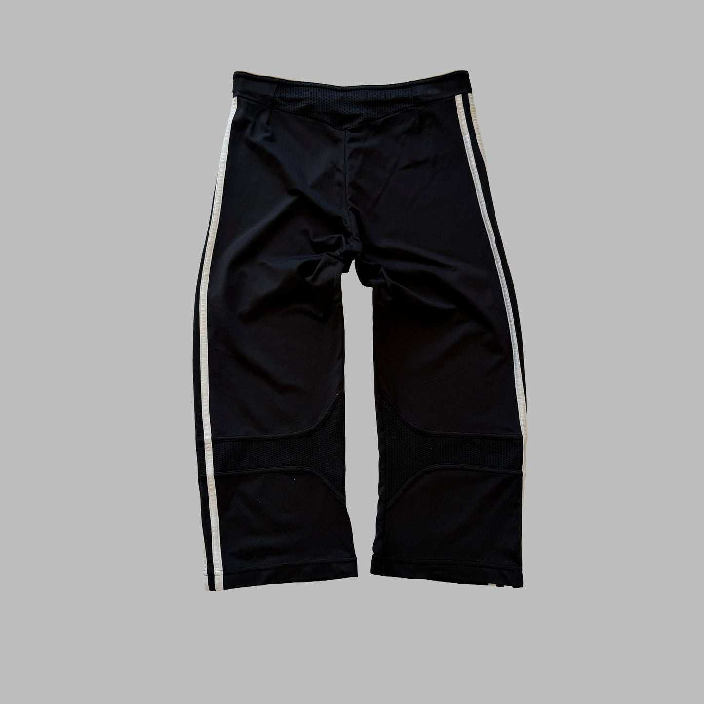 Y2K Adidas Three Stripe Activewear Capris - M