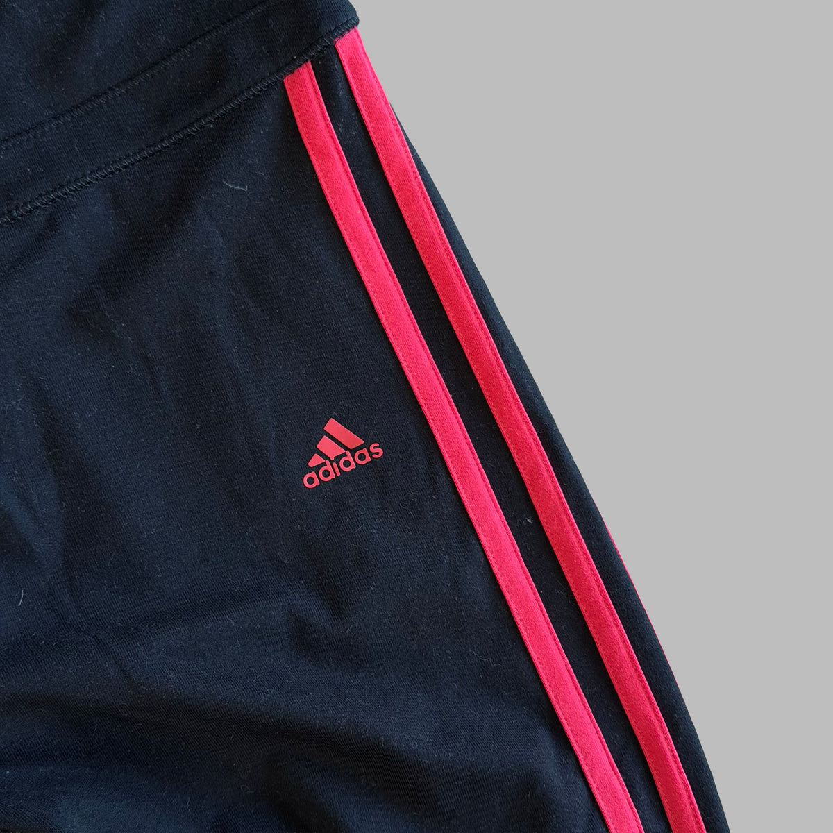 Y2K Adidas Three Stripe Straight Leg Capris - XS