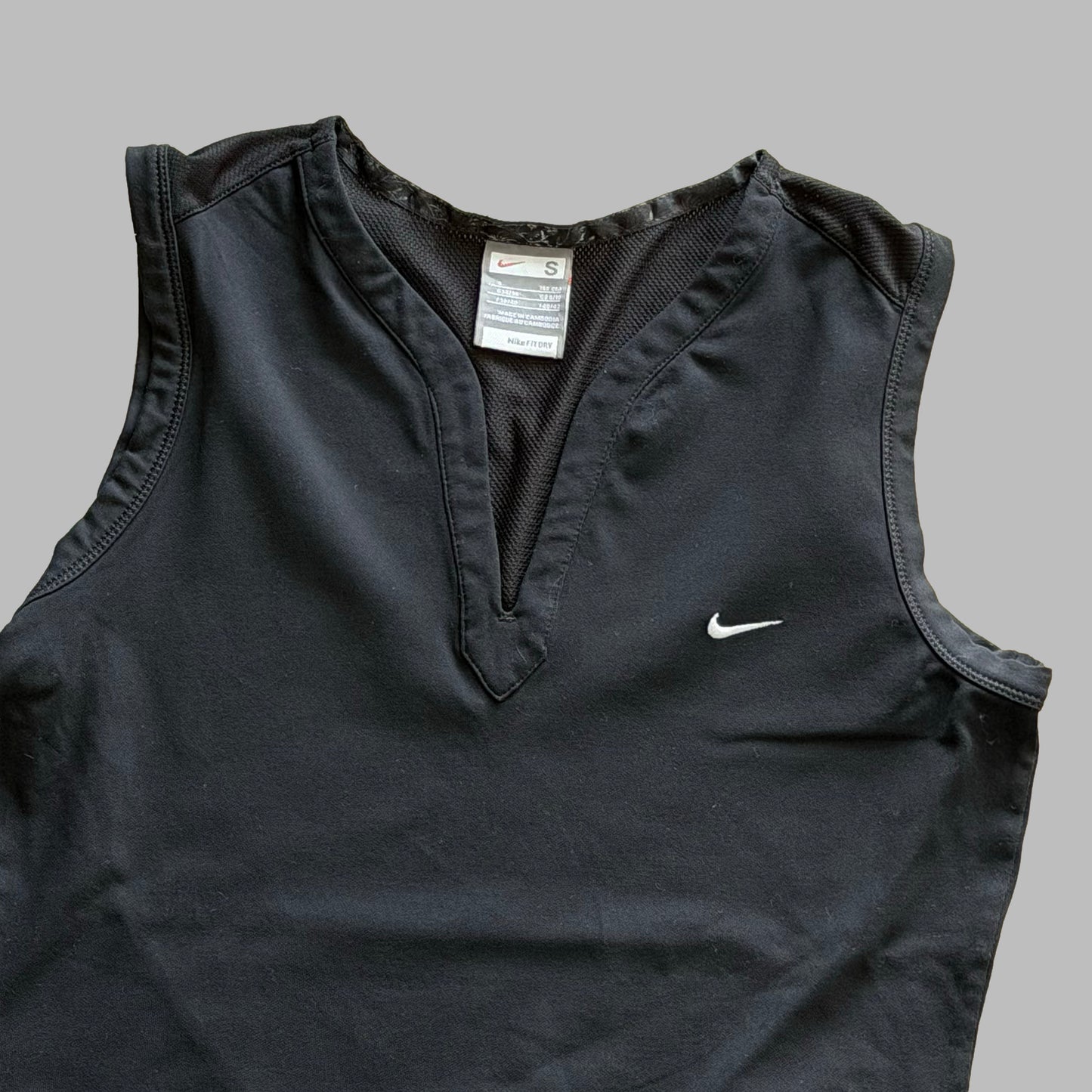 Y2K Nike Low Cut Fitted Tank - S