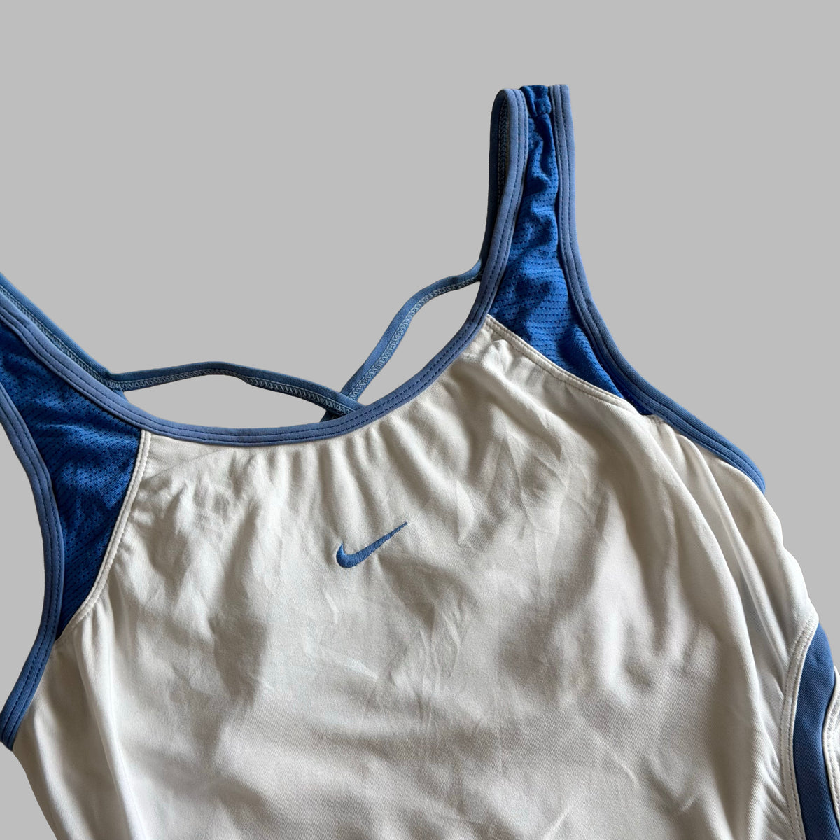 Y2K Nike Cross Back Activewear Top - M