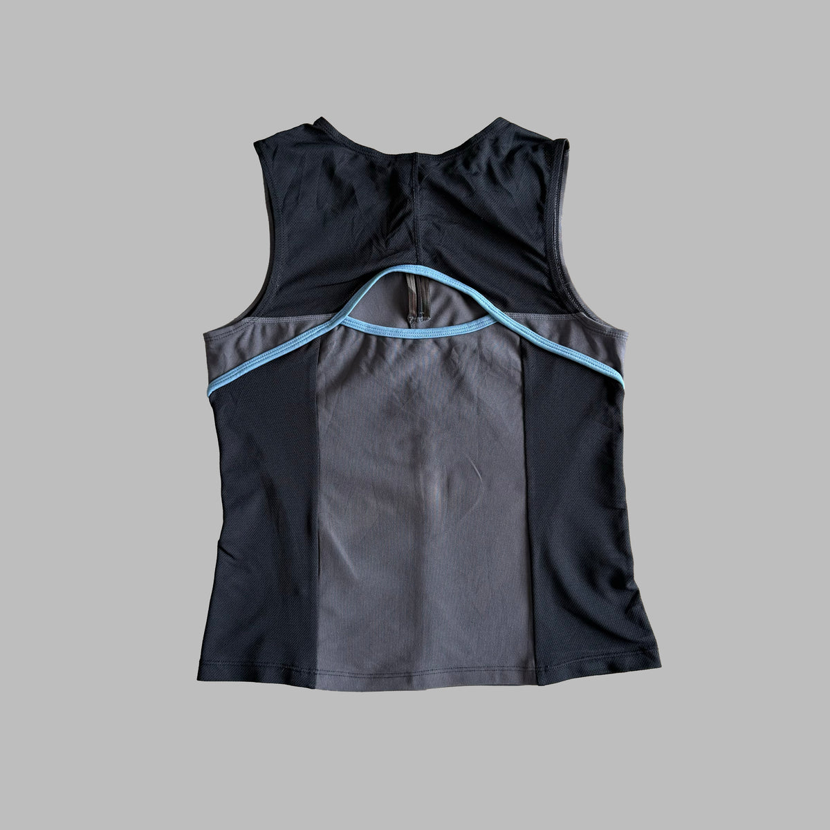 Y2K Nike Mesh Panelled Activewear Zip Up Tank - M