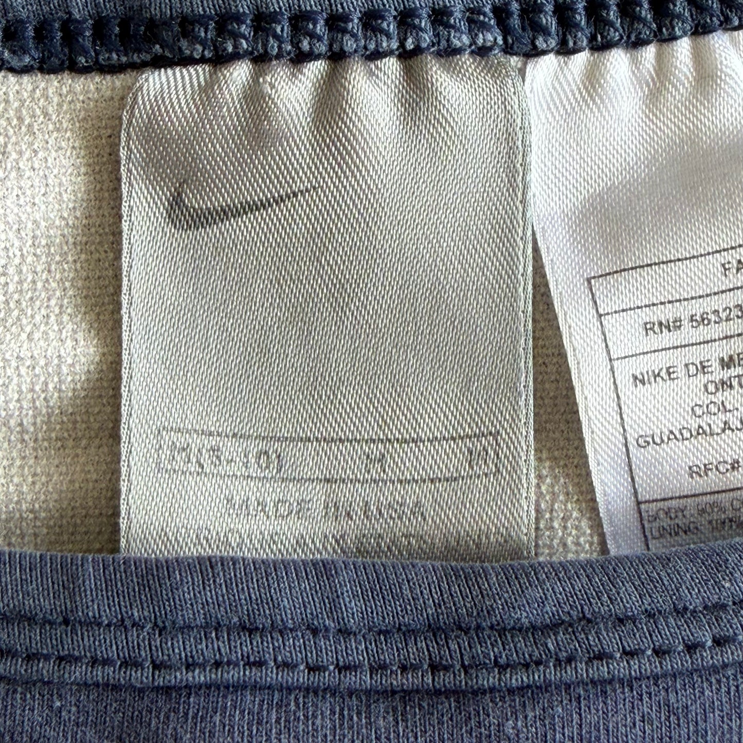 Y2K Nike Scoop Neck Activewear Top - S/M