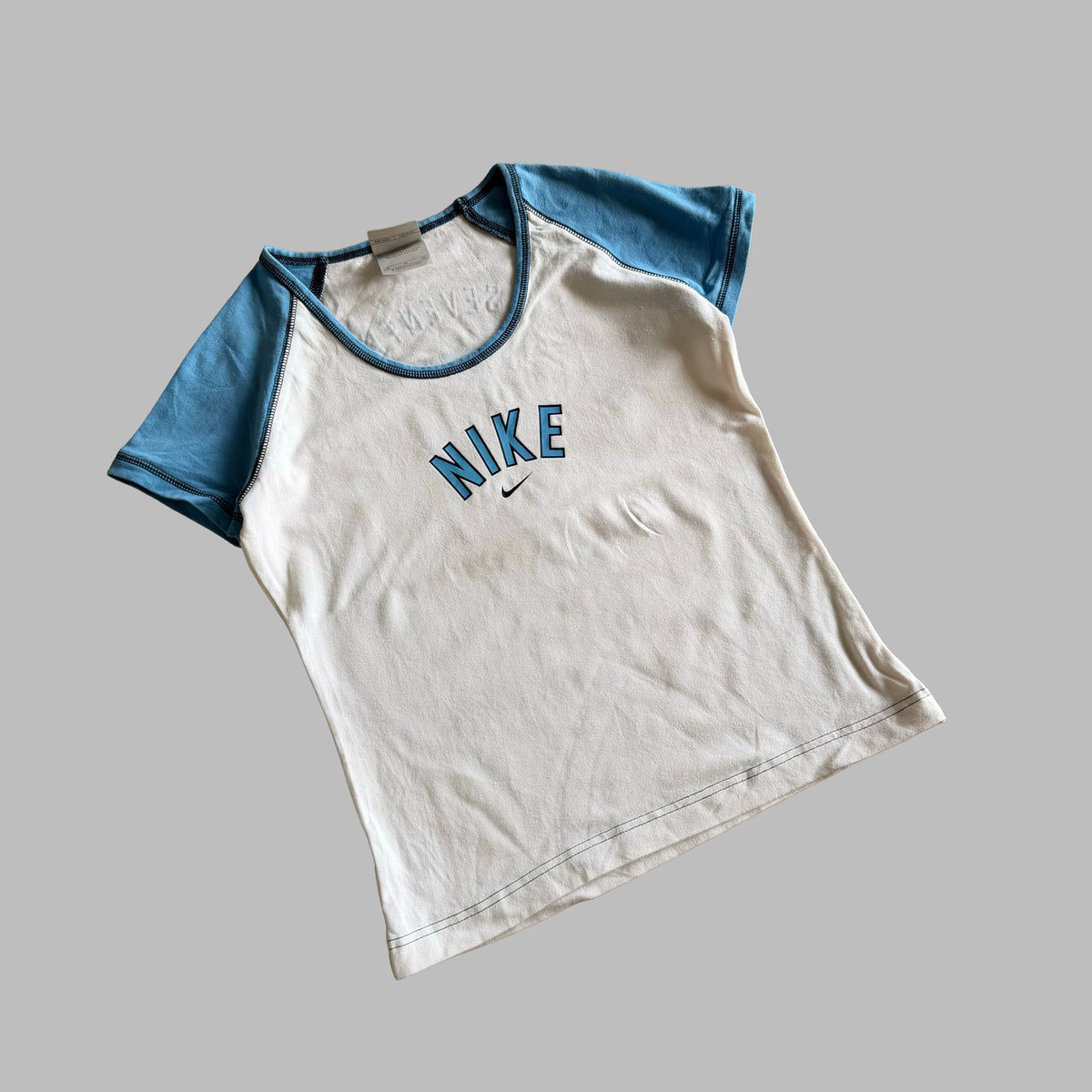 Y2K Nike Raglan Spell Out Baby Tee - M