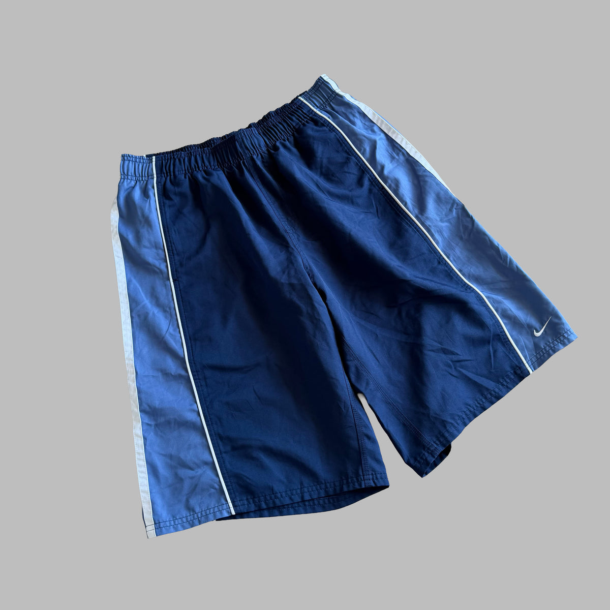 Y2K Nike Striped Baggy Shorts - M