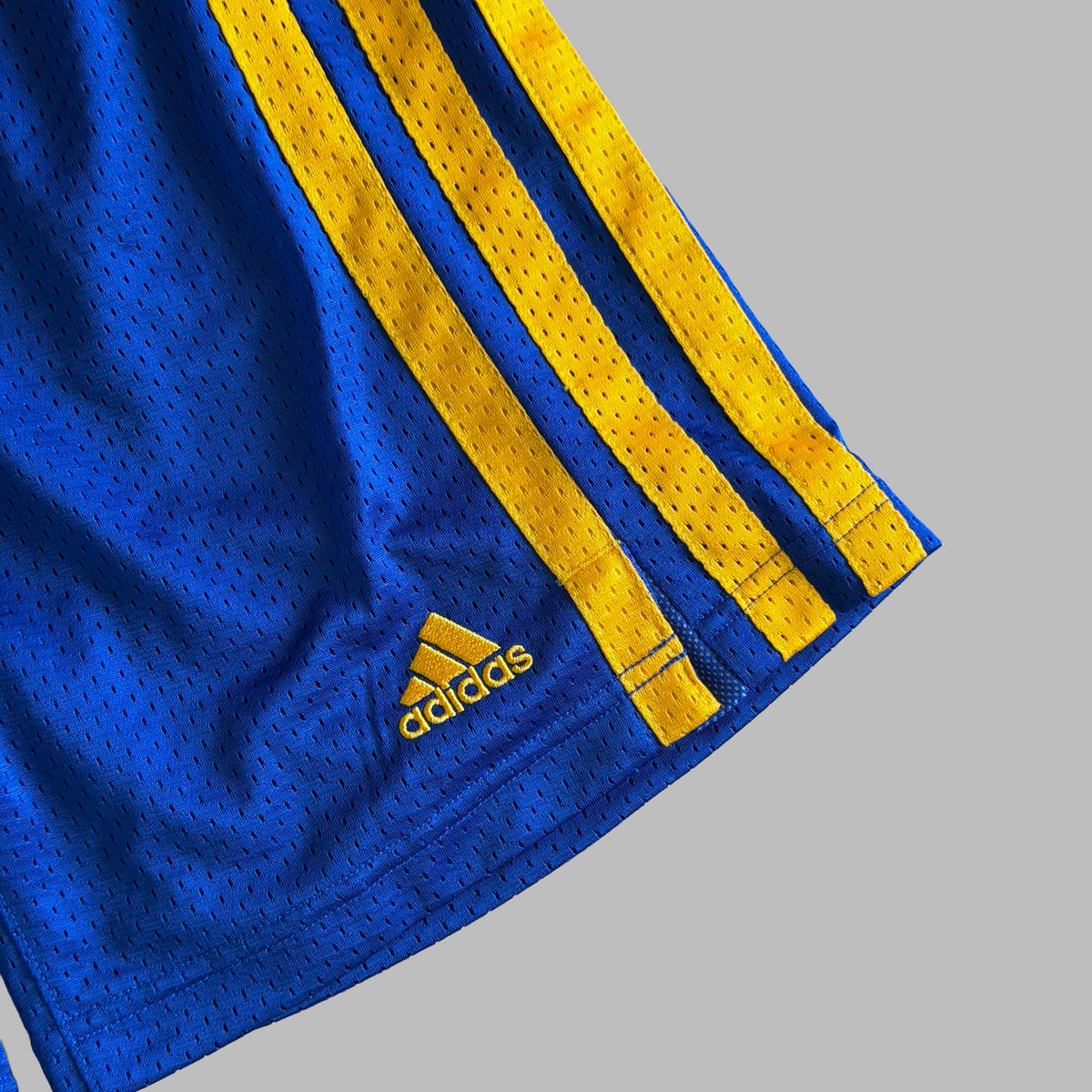 Y2K Adidas Three Stripe Basketball Shorts - S