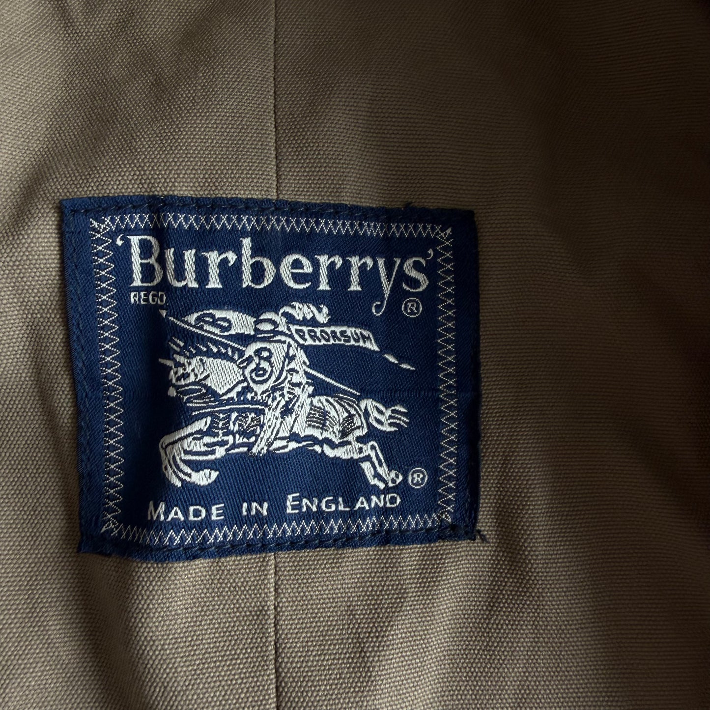 90s Burberry Trench Coat - M