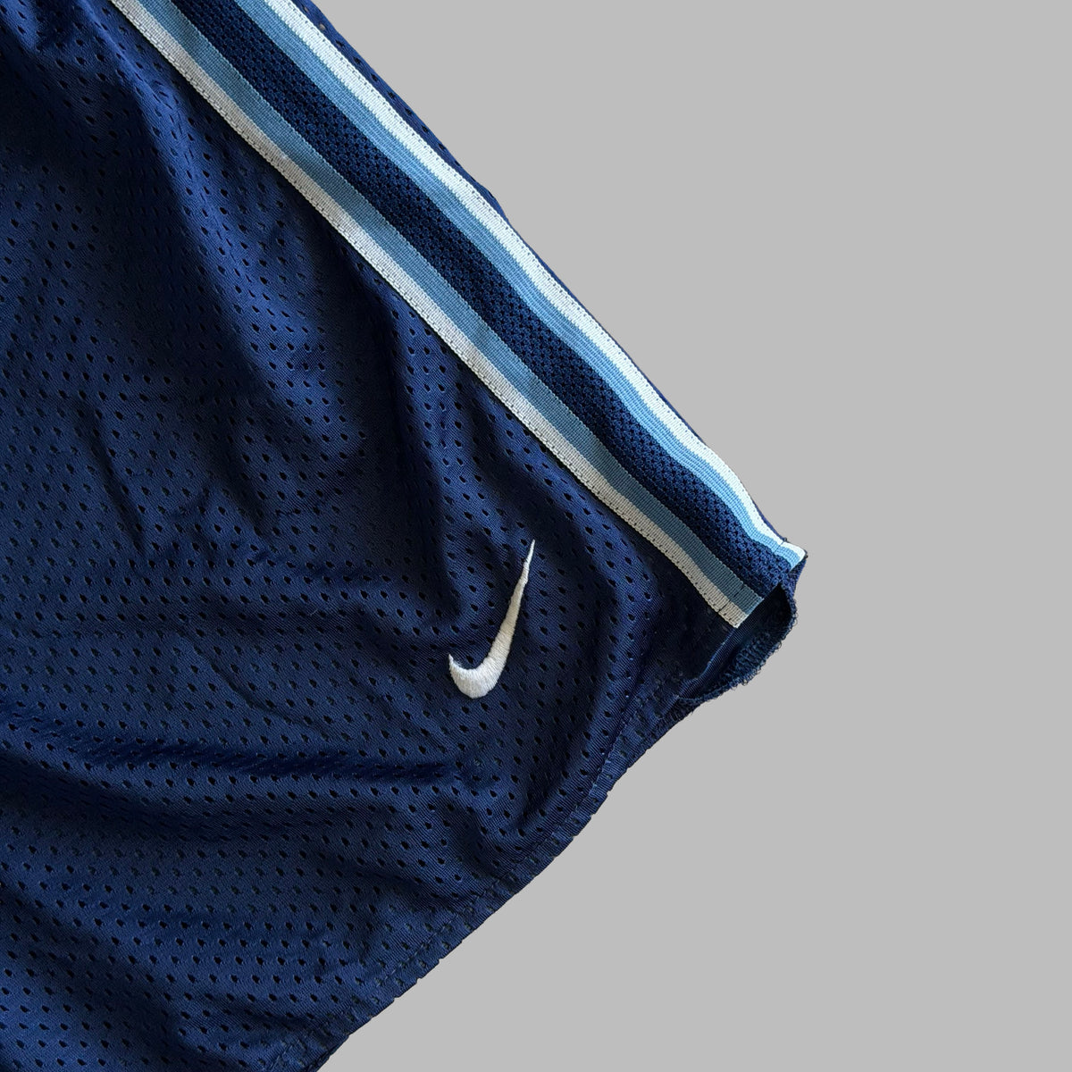 90s Nike Team Striped Basketball Shorts - L