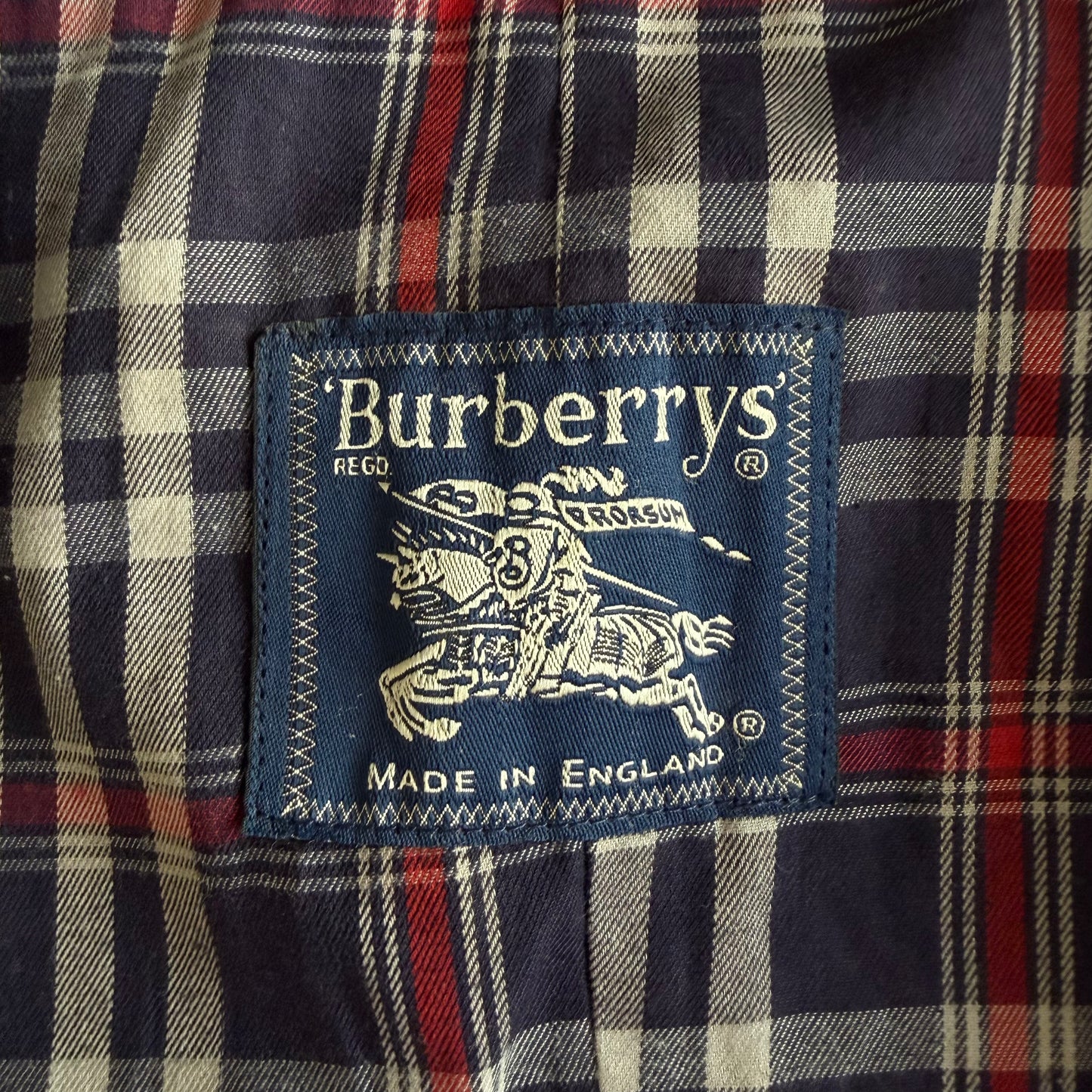 90s Burberry Trench Coat - M