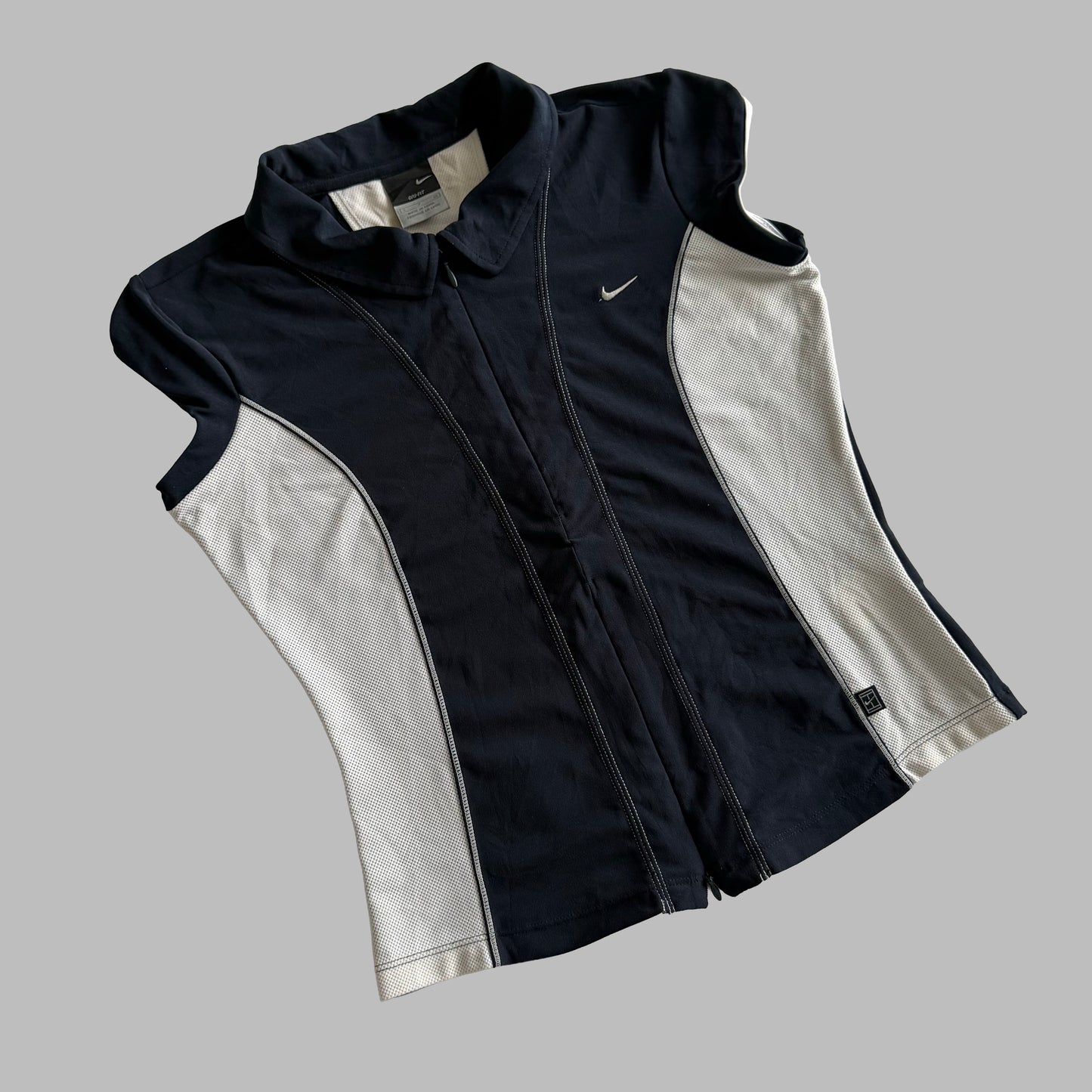 Y2K Nike Zip Front Activewear Top - S/M