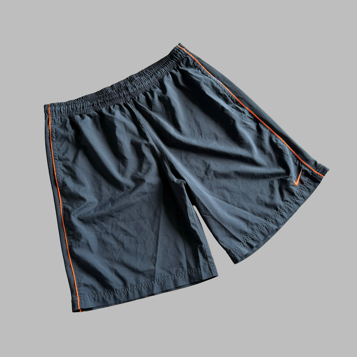Y2K Nike Striped Lightweight Shorts - L