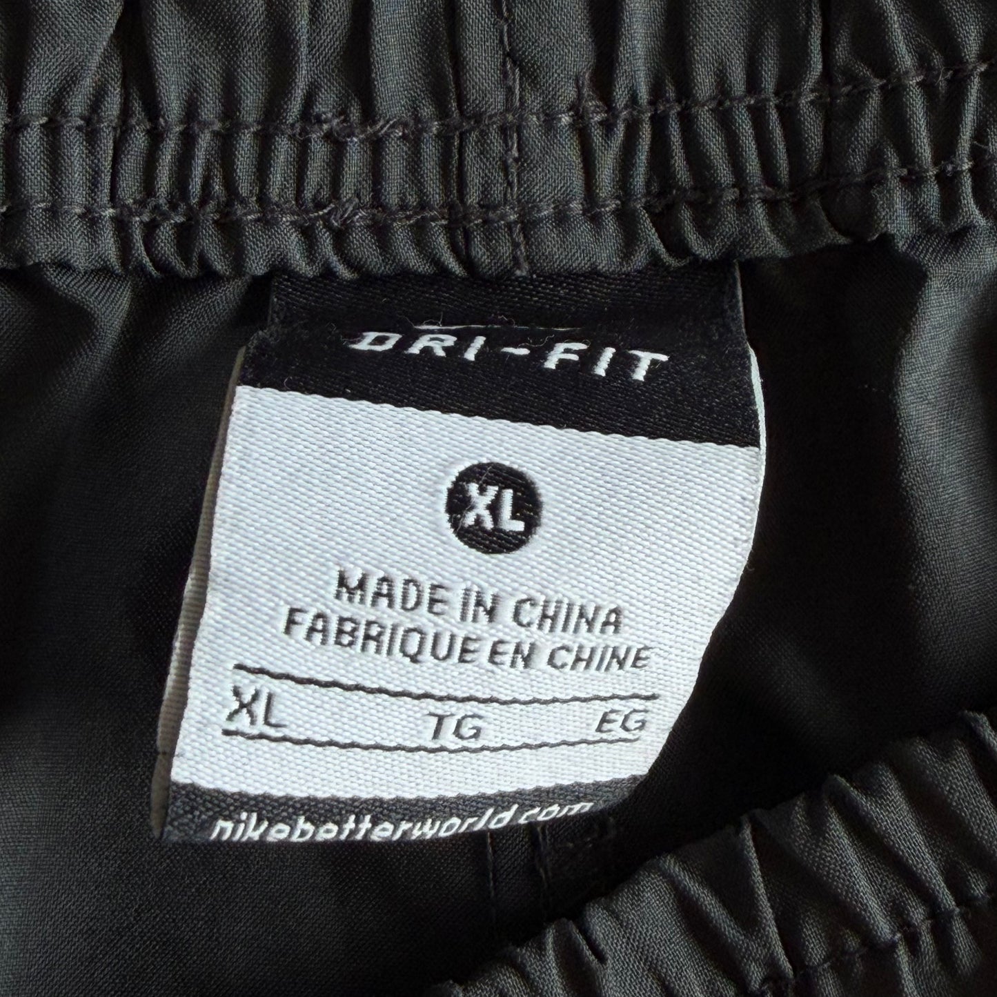 Y2K Nike Striped Lightweight Shorts - L