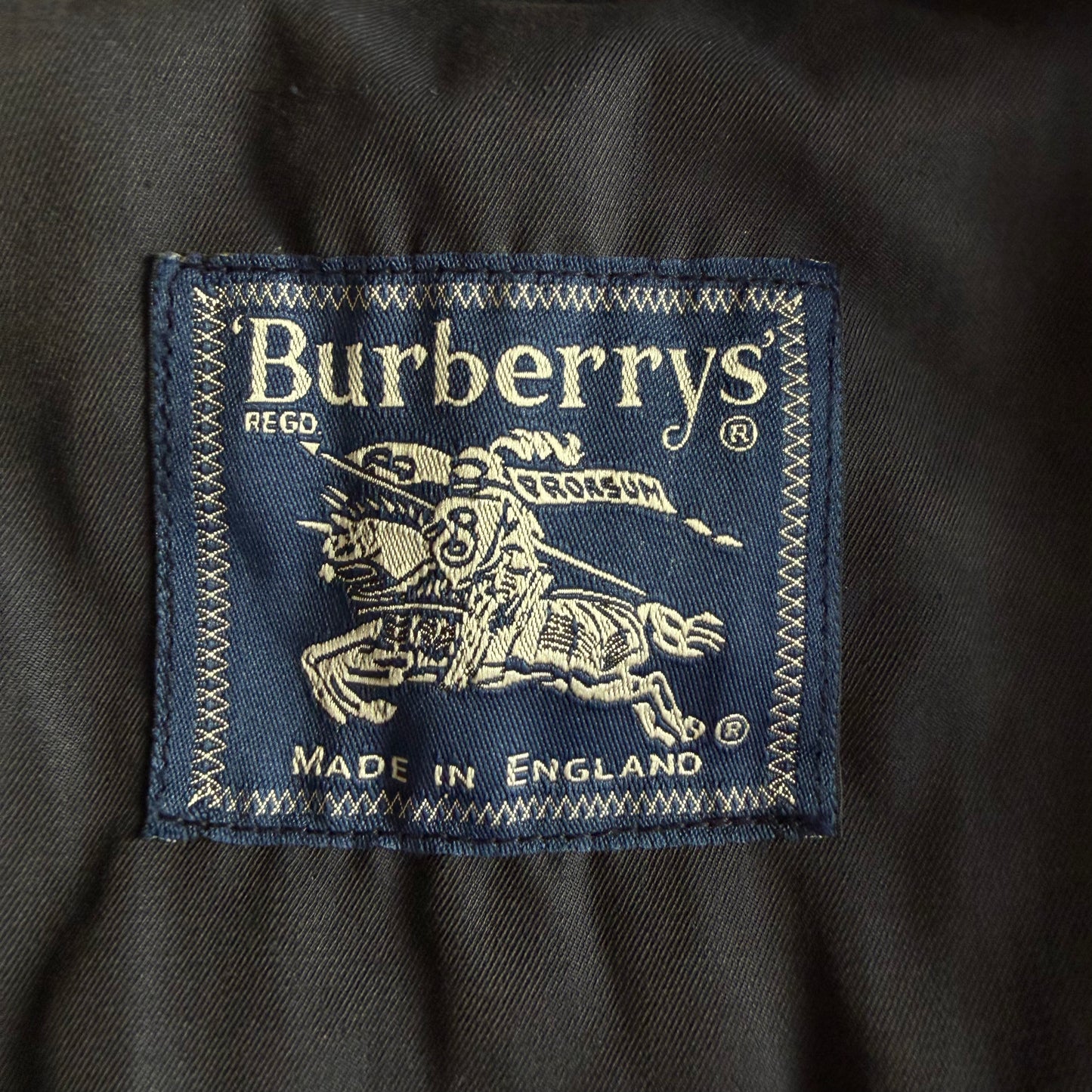 90s Burberry Trench Coat - L