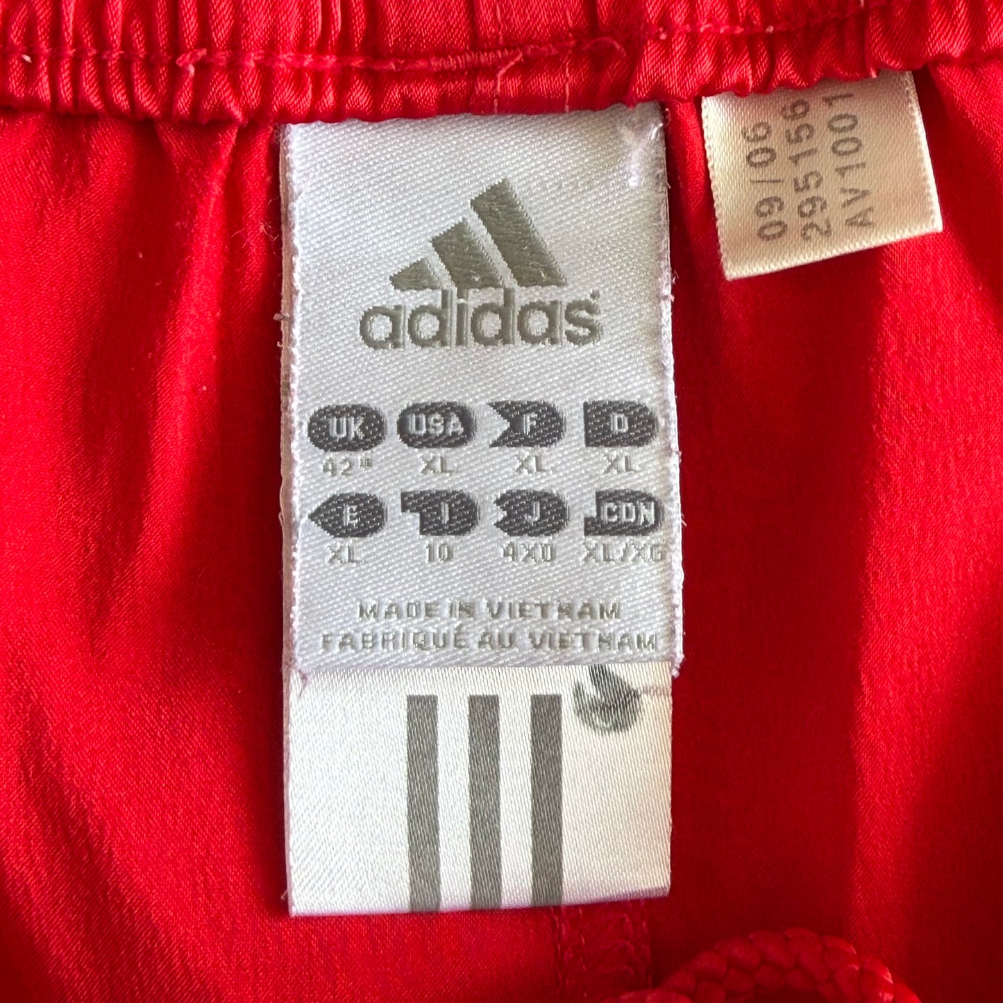 Y2K Adidas Three Stripe Lightweight Active Shorts - XL