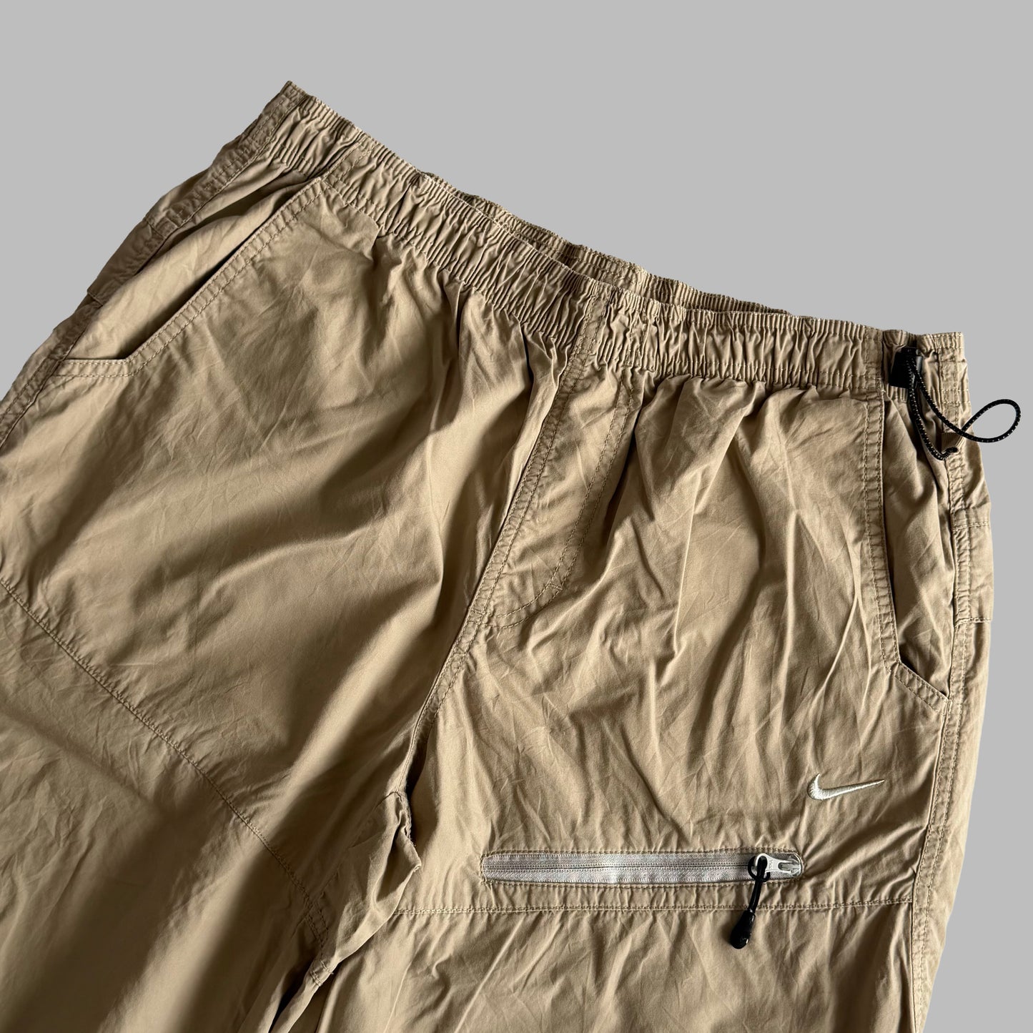 Y2K Nike Wide Leg Cargo Shorts - L