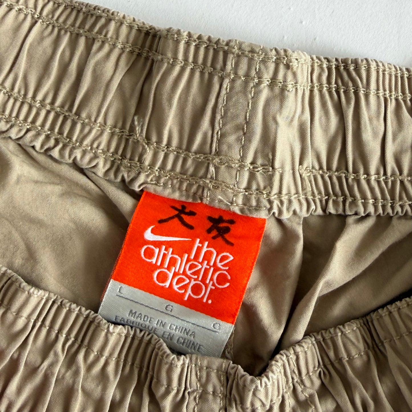 Y2K Nike Wide Leg Cargo Shorts - L