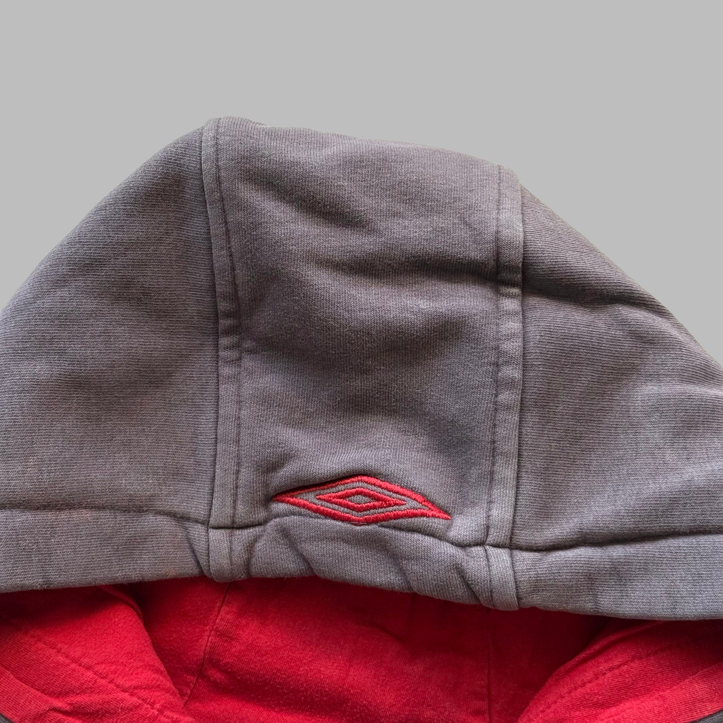 00s Umbro Hoodie - Small