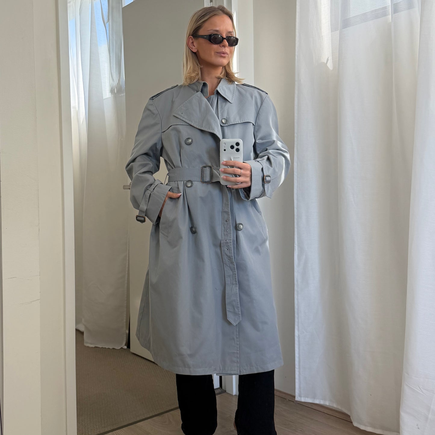 90s Burberry Double Breasted Trench Coat - M/L