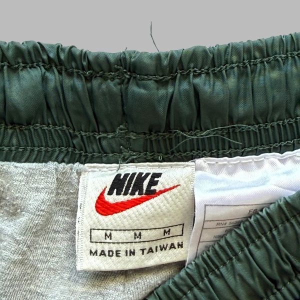 Nike Baggy Track Pants - Medium