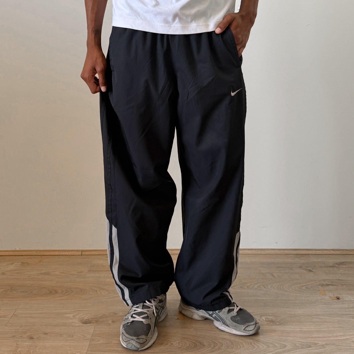 Nike Wide Leg Track Pants - X-Large